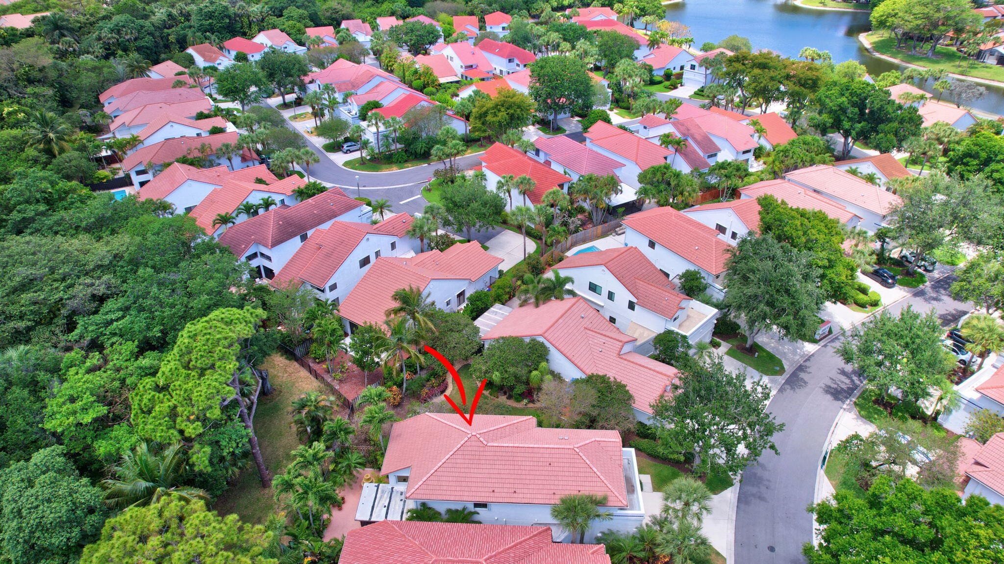 21700 Cromwell Circle