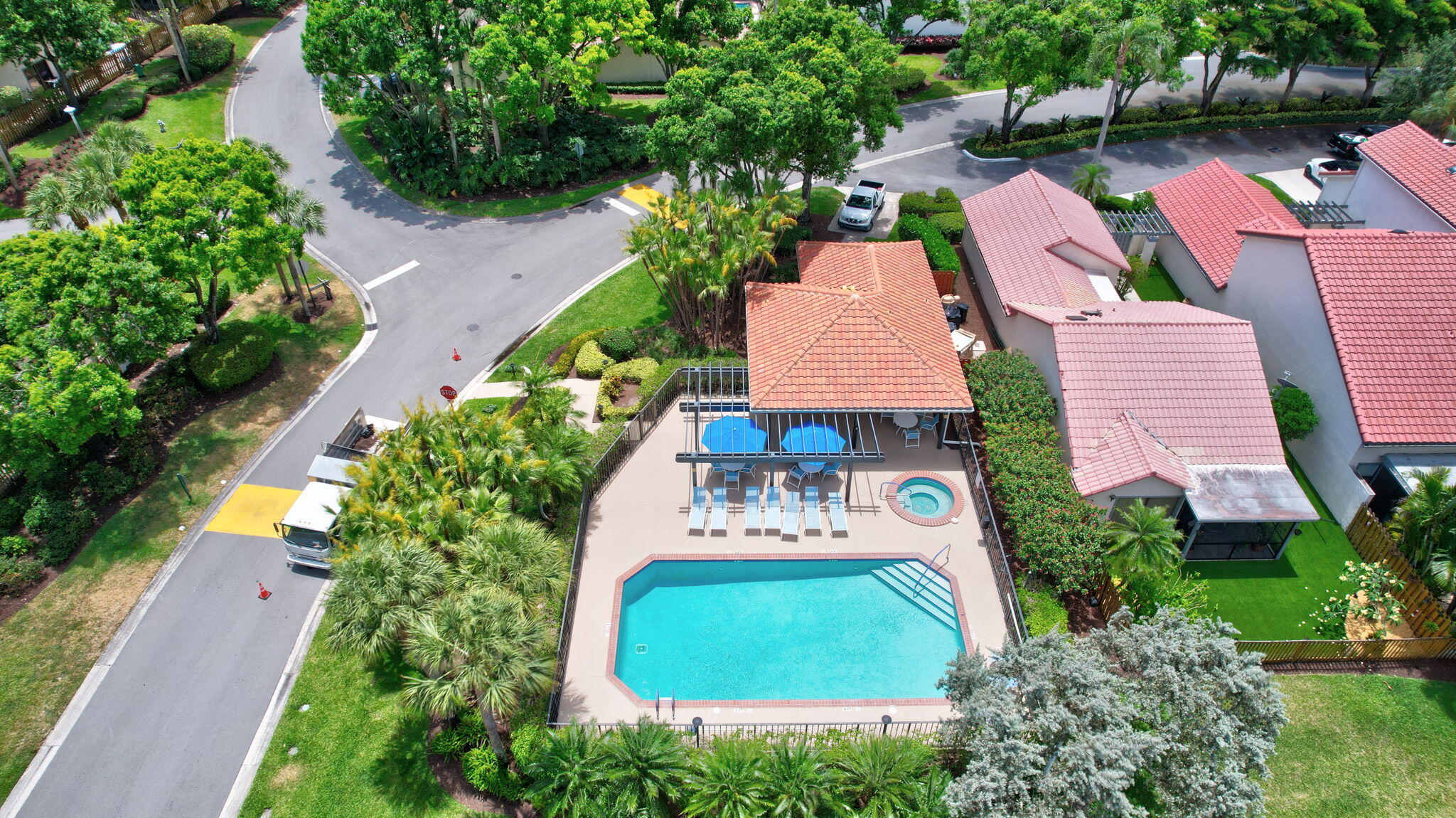 21700 Cromwell Circle