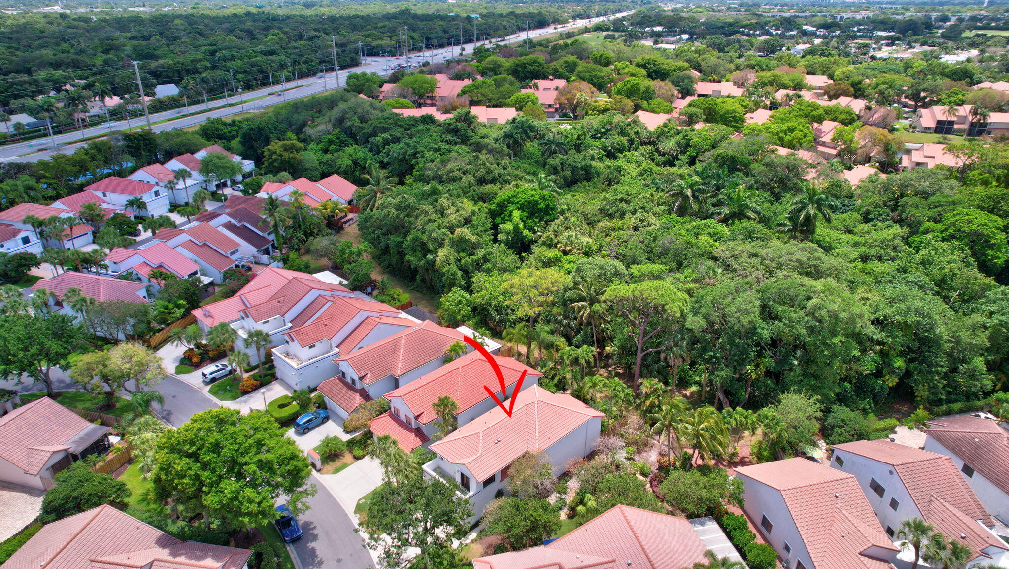 21700 Cromwell Circle