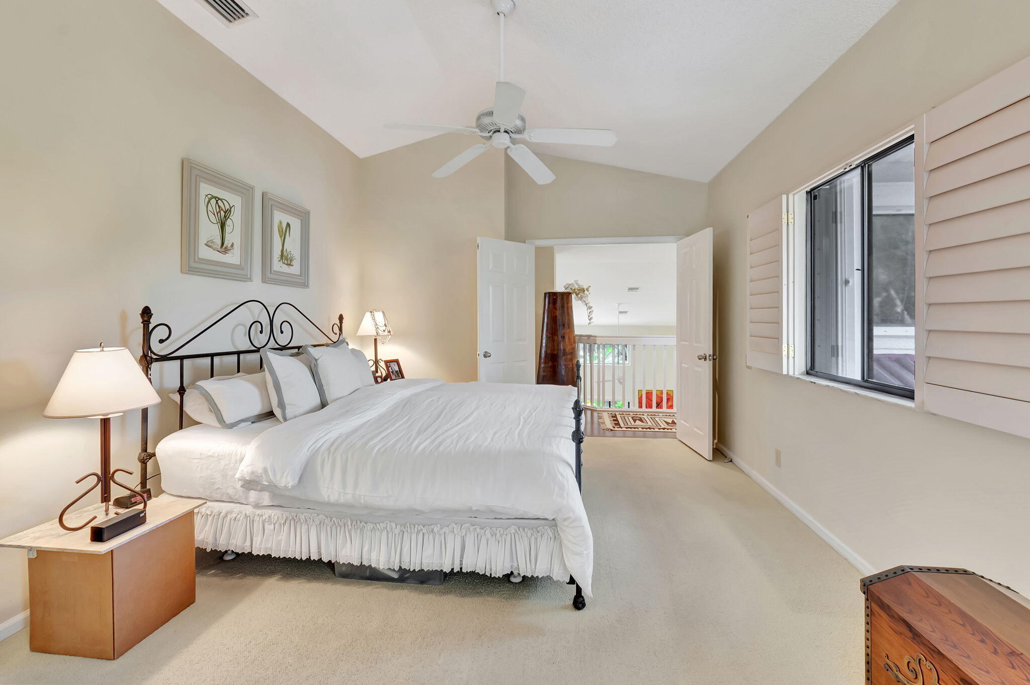 21700 Cromwell Circle