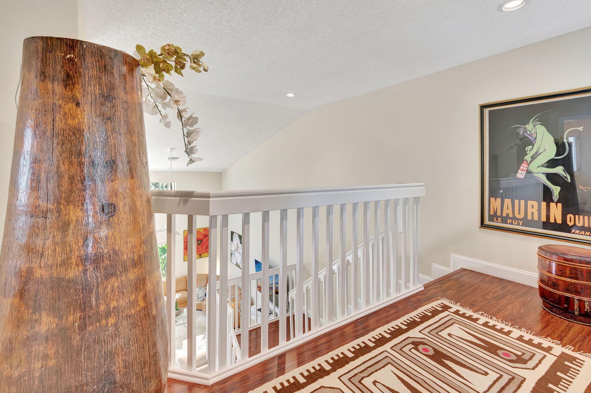 21700 Cromwell Circle