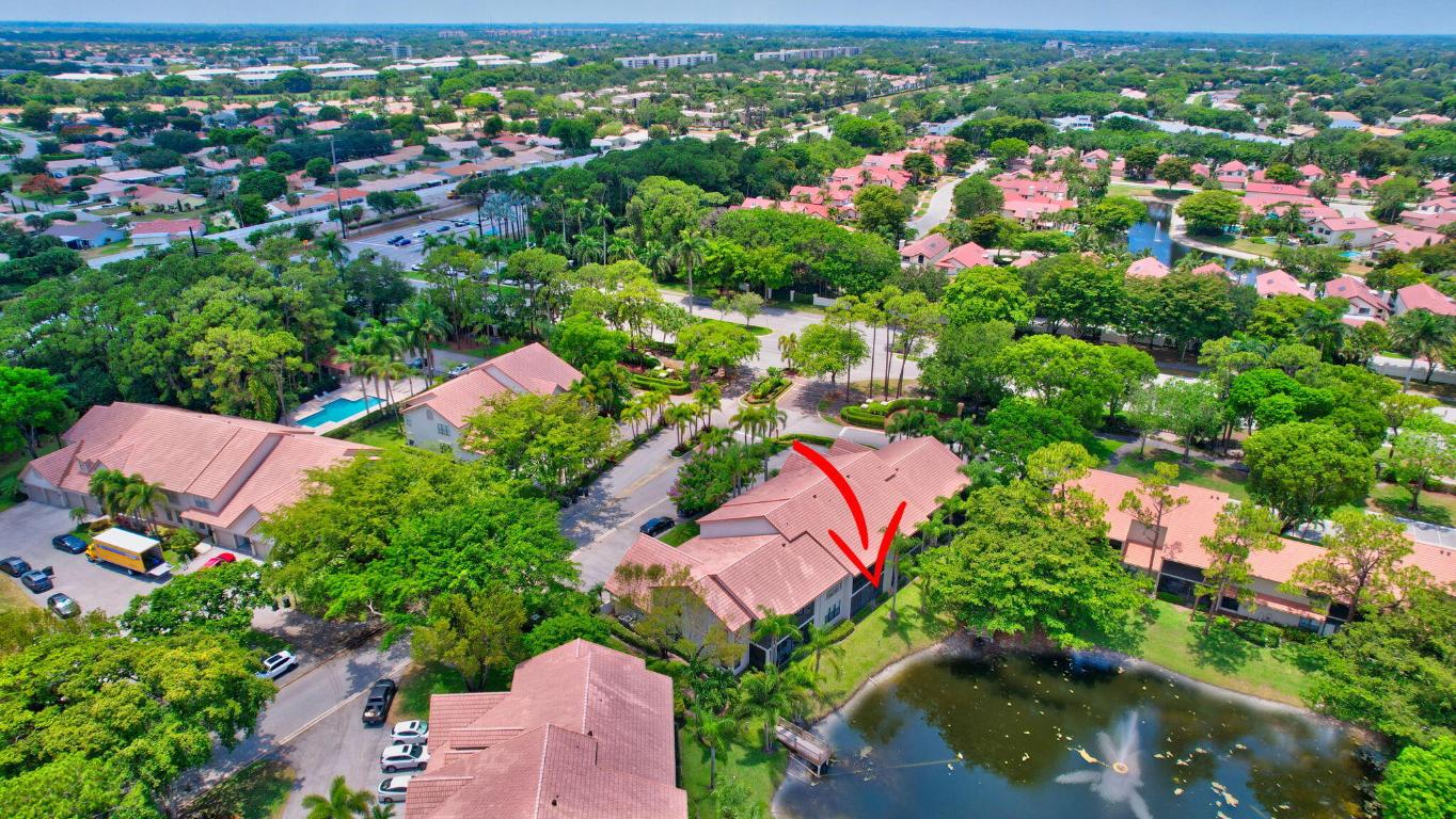 5801 Coach House Circle C