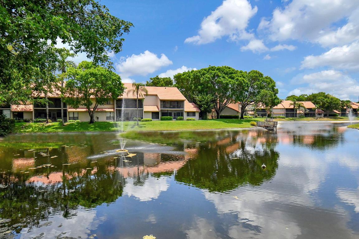 5801 Coach House Circle C