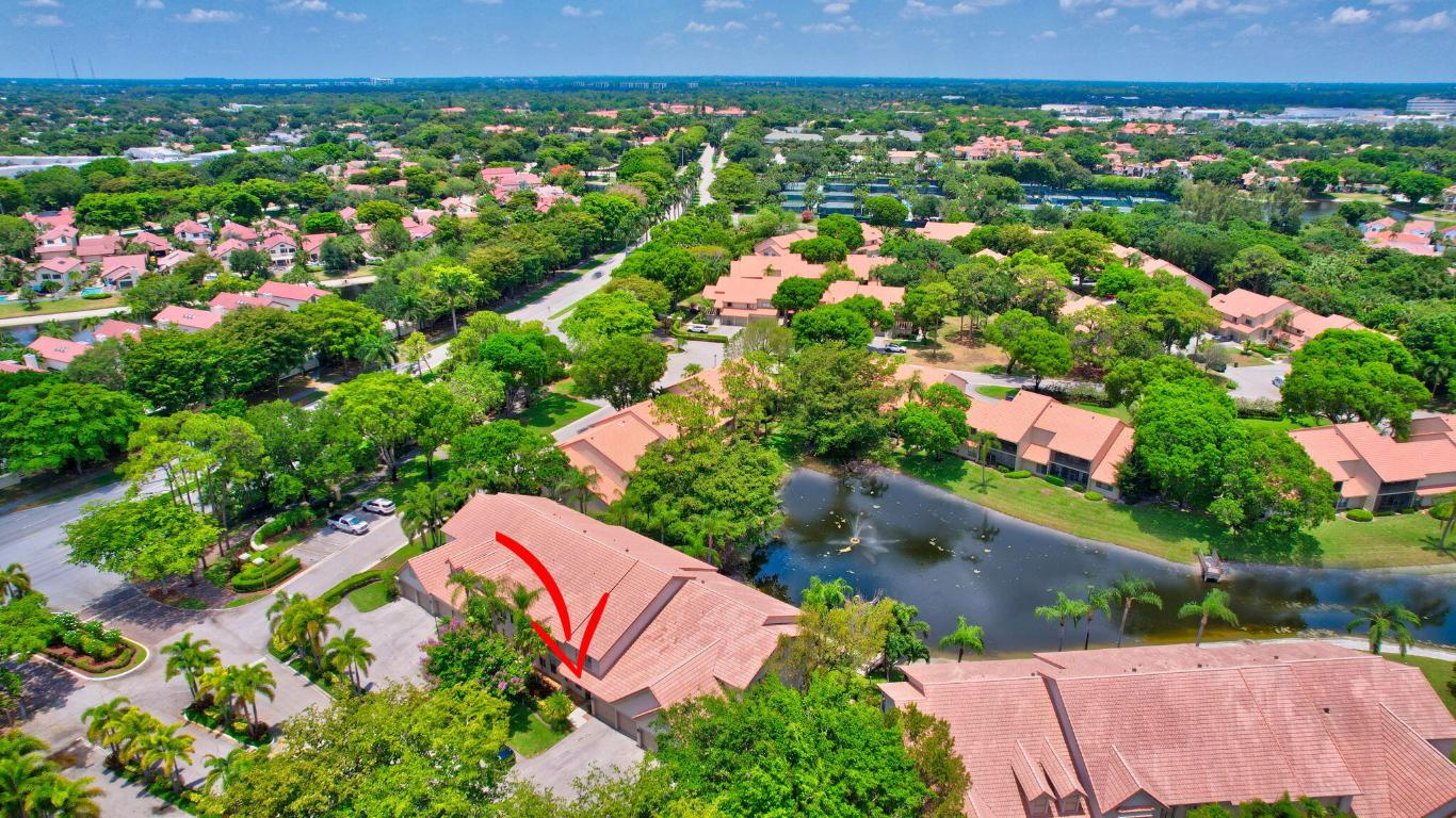 5801 Coach House Circle C