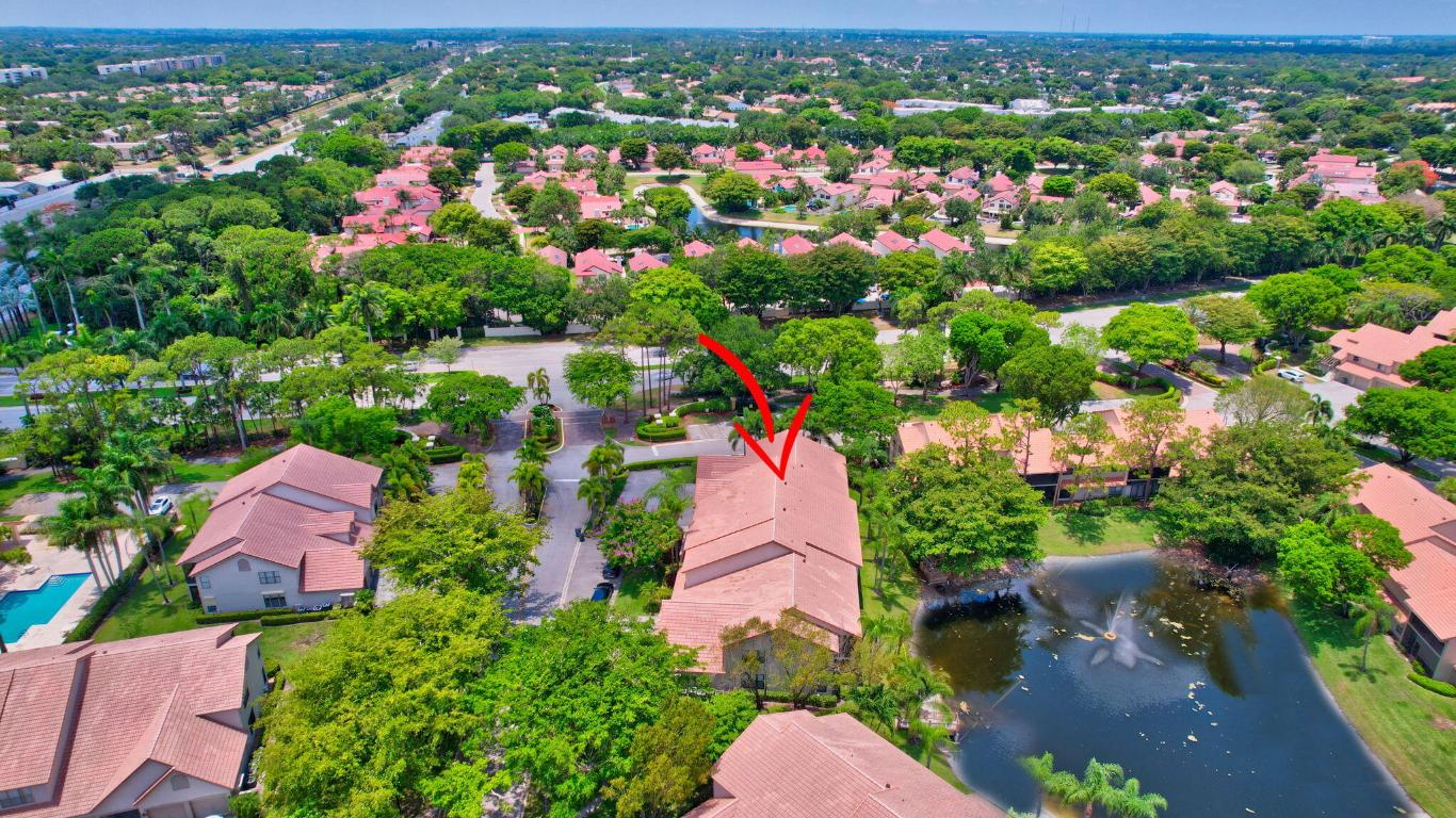 5801 Coach House Circle C