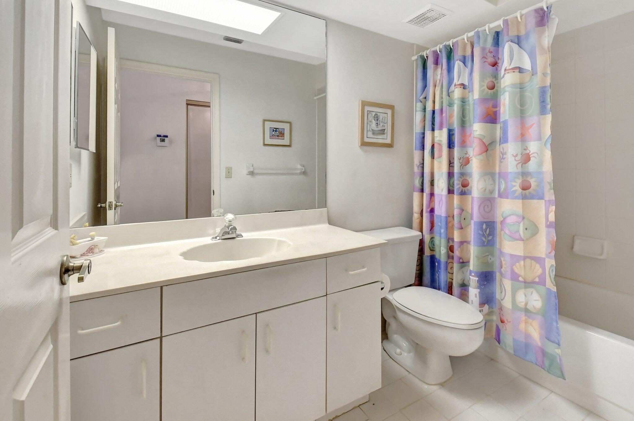 5801 Coach House Circle C