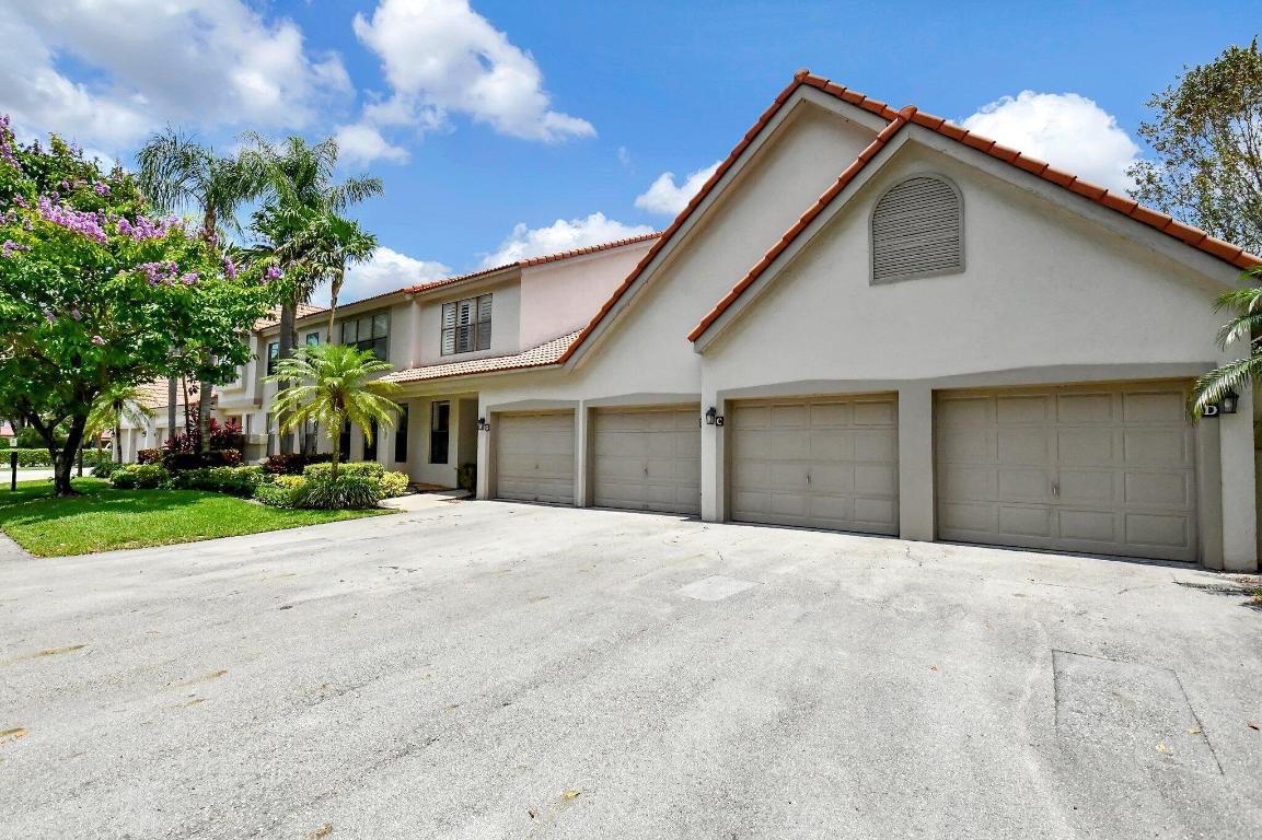 5801 Coach House Circle C