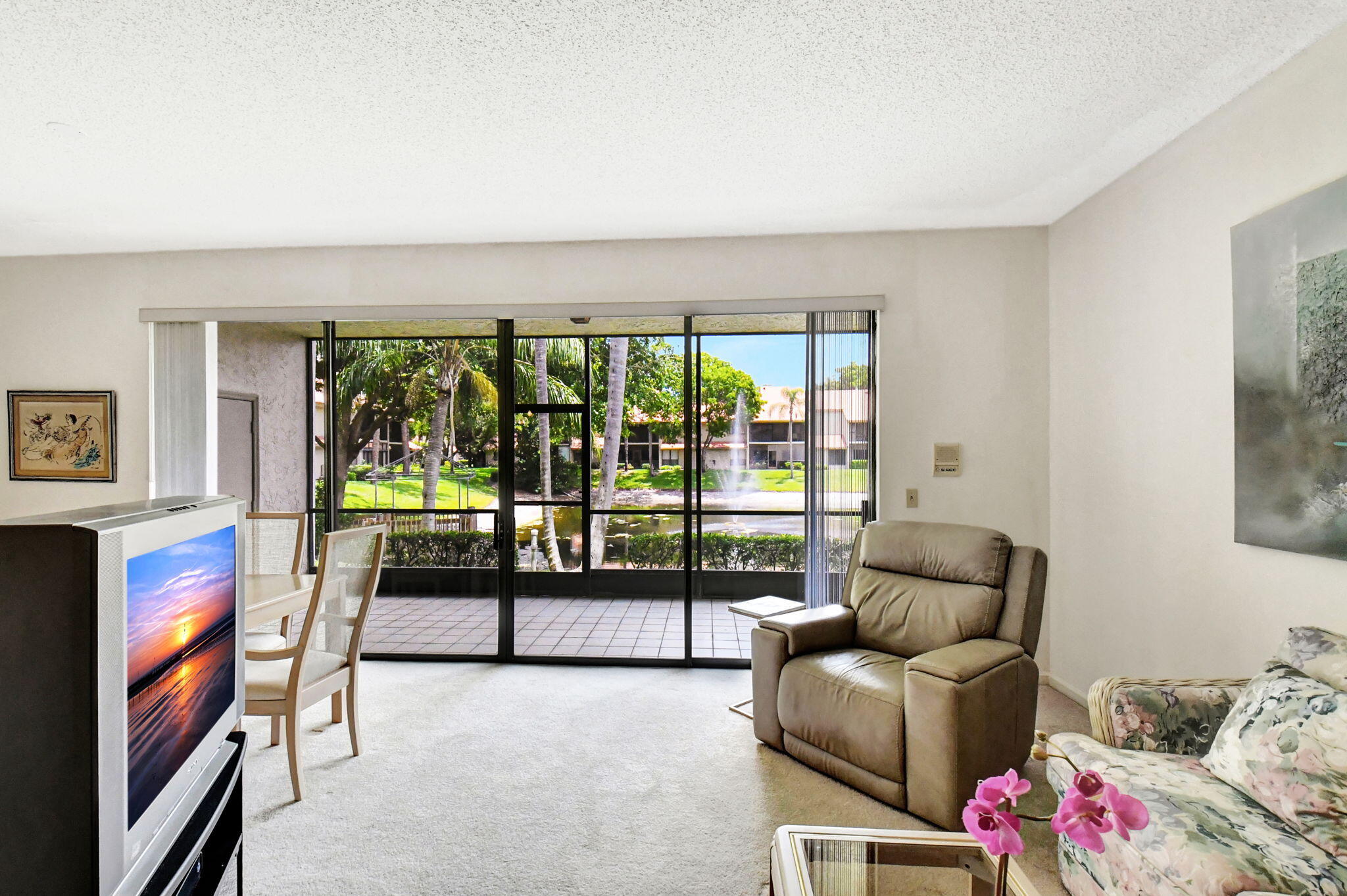 5801 Coach House Circle C