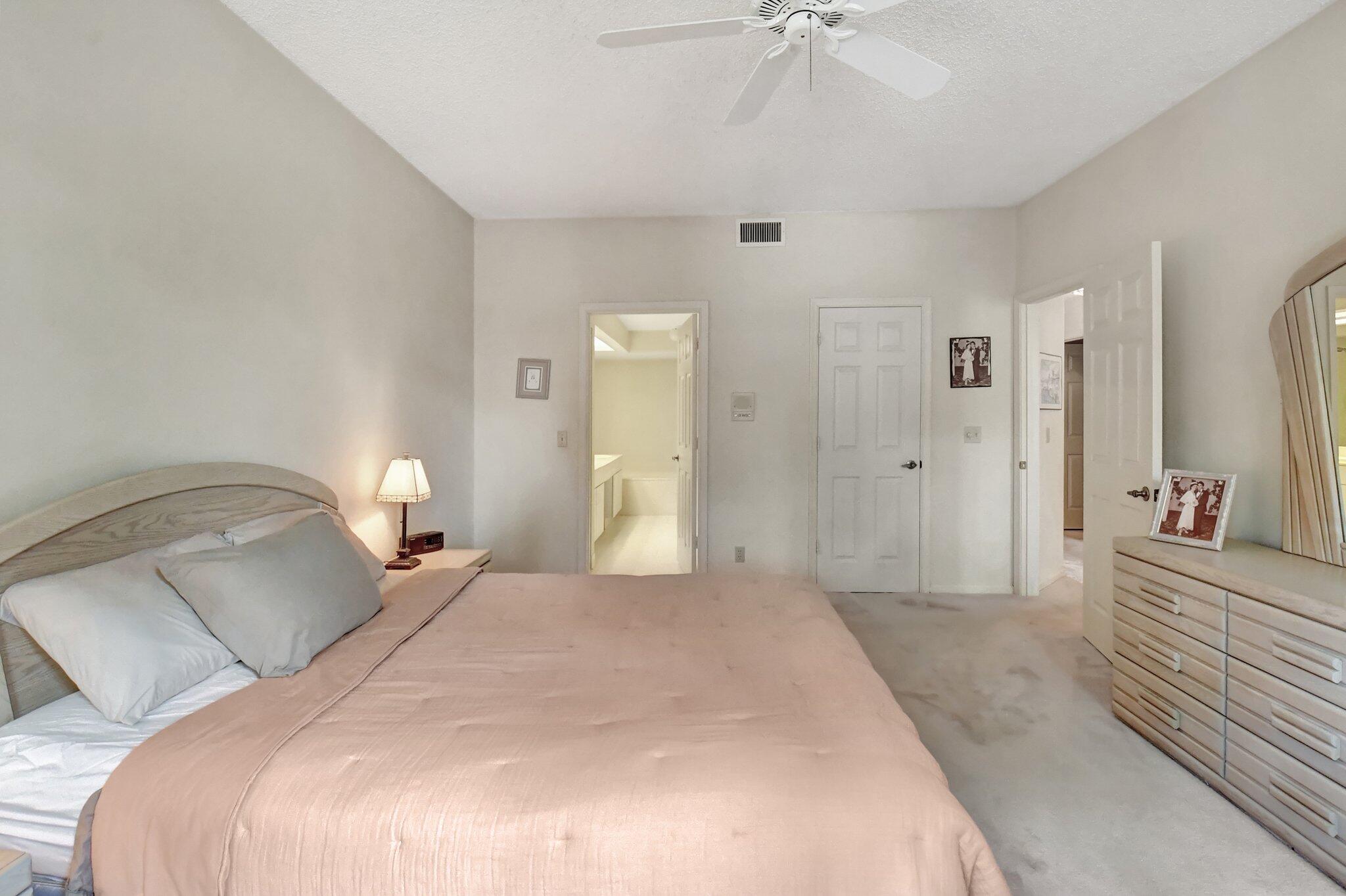 5801 Coach House Circle C