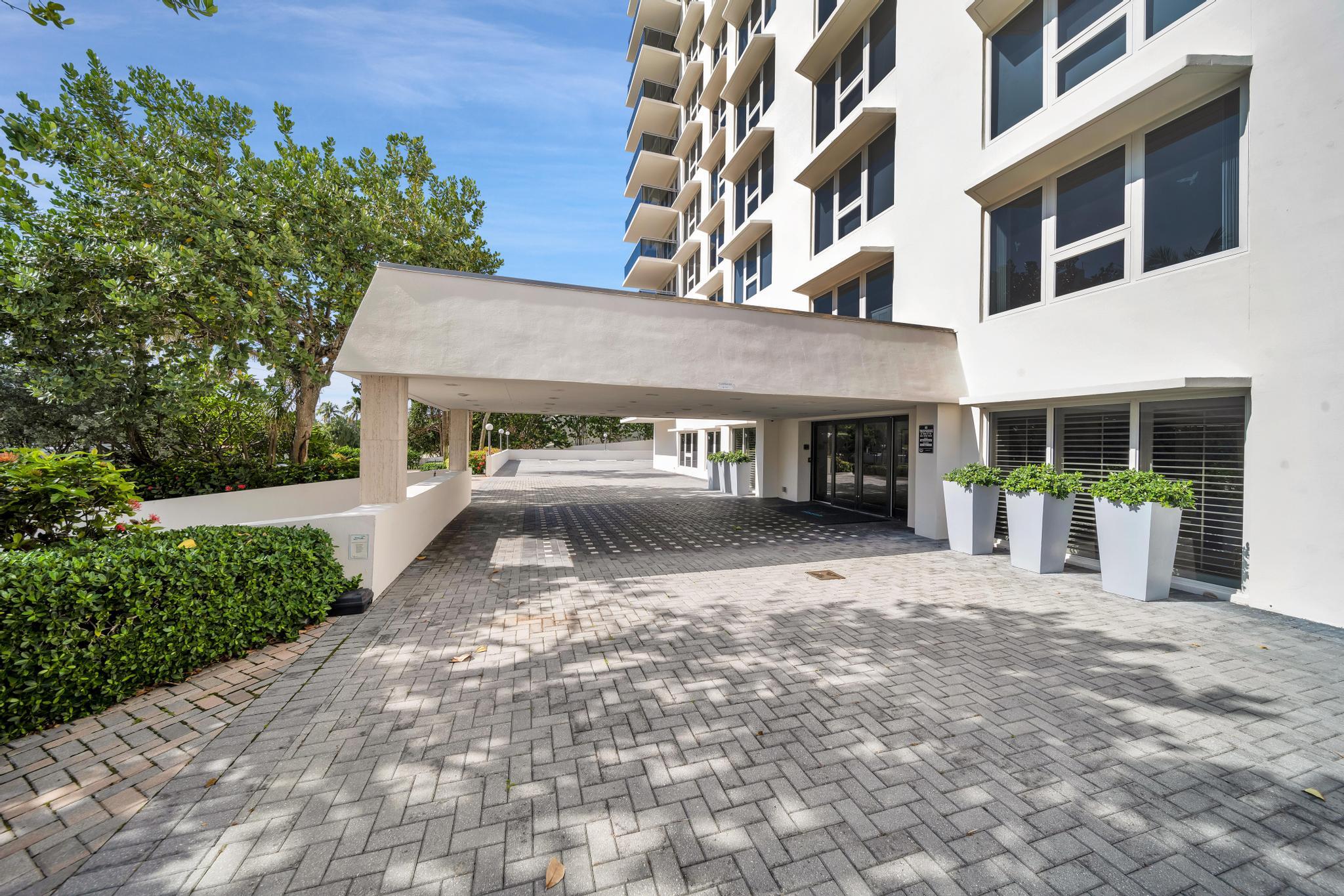 2066 N Ocean Boulevard 12ne