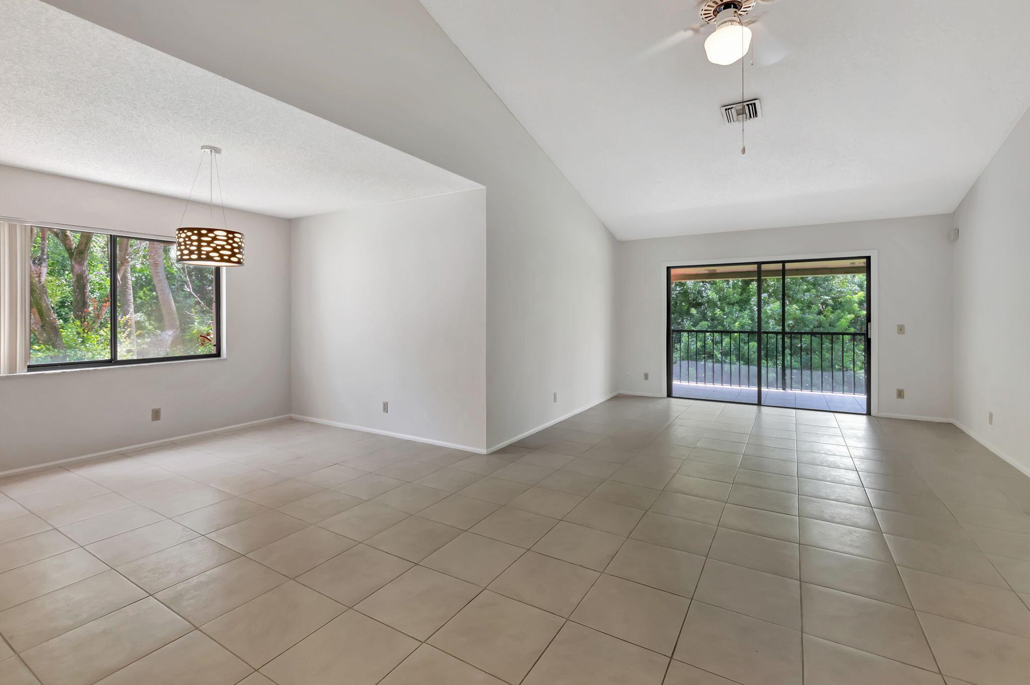 5750 Coach House Circle E