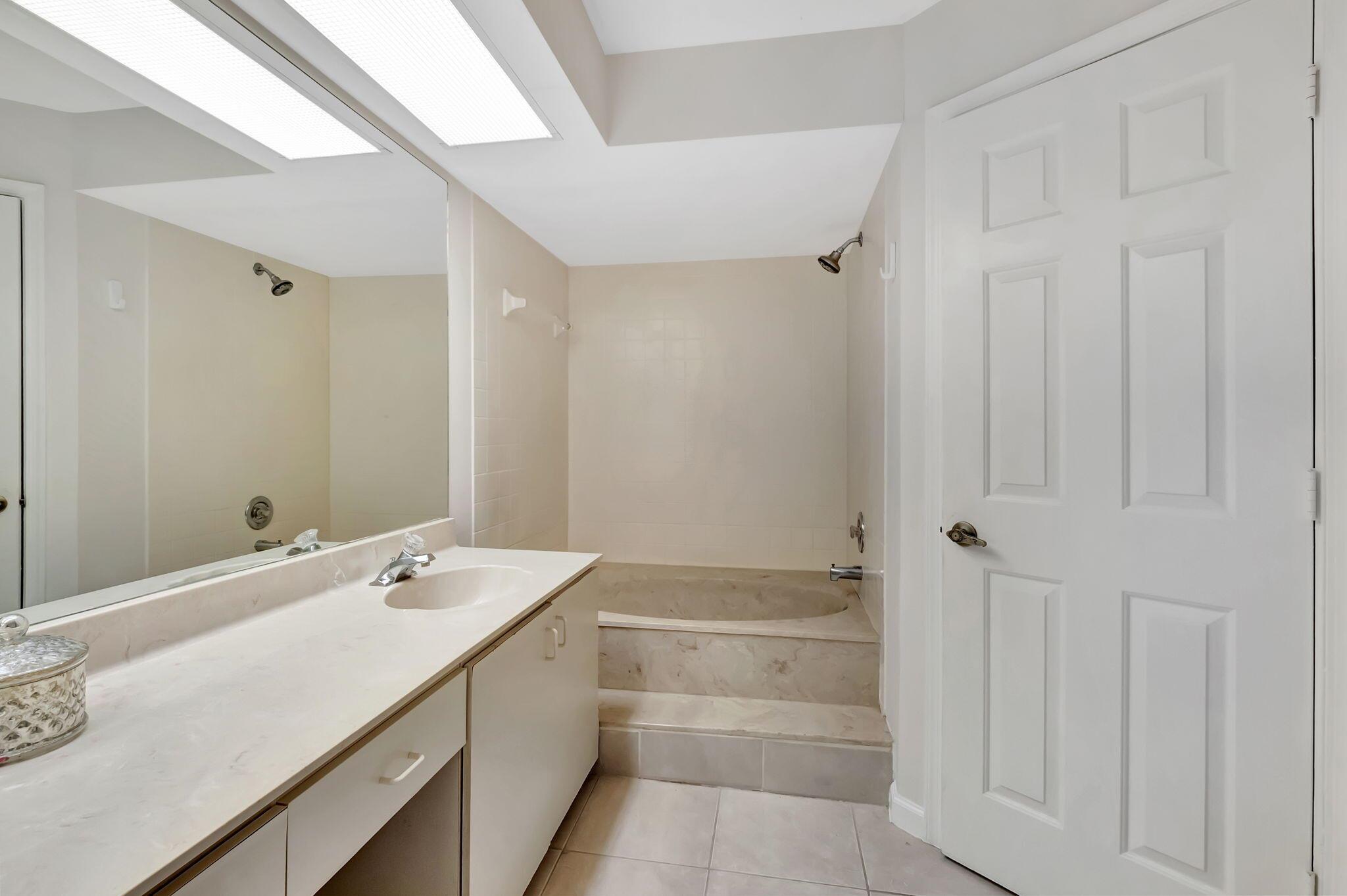 5750 Coach House Circle E