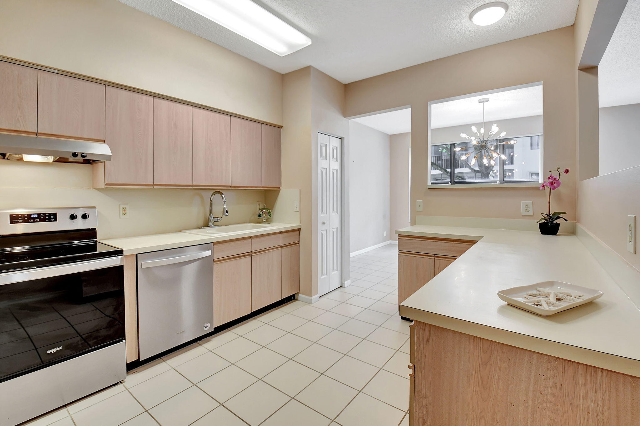 5770 Coach House Circle D