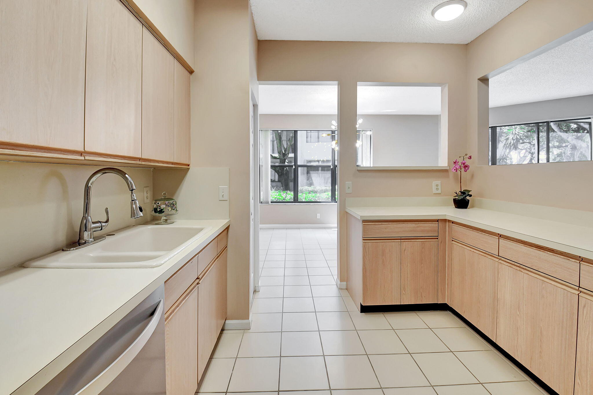 5770 Coach House Circle D