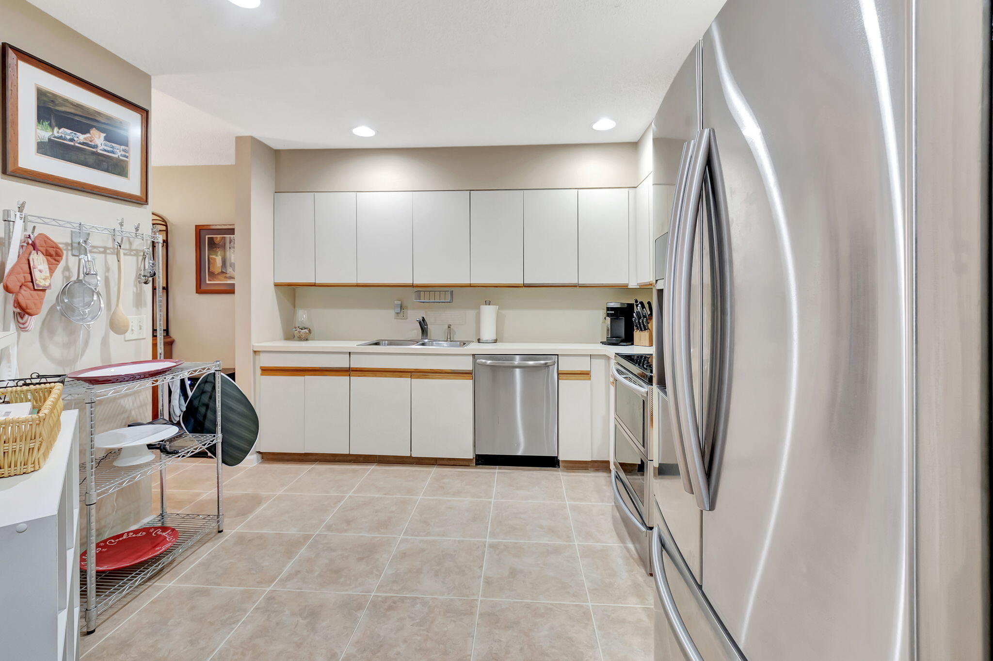5520 Coach House Circle C