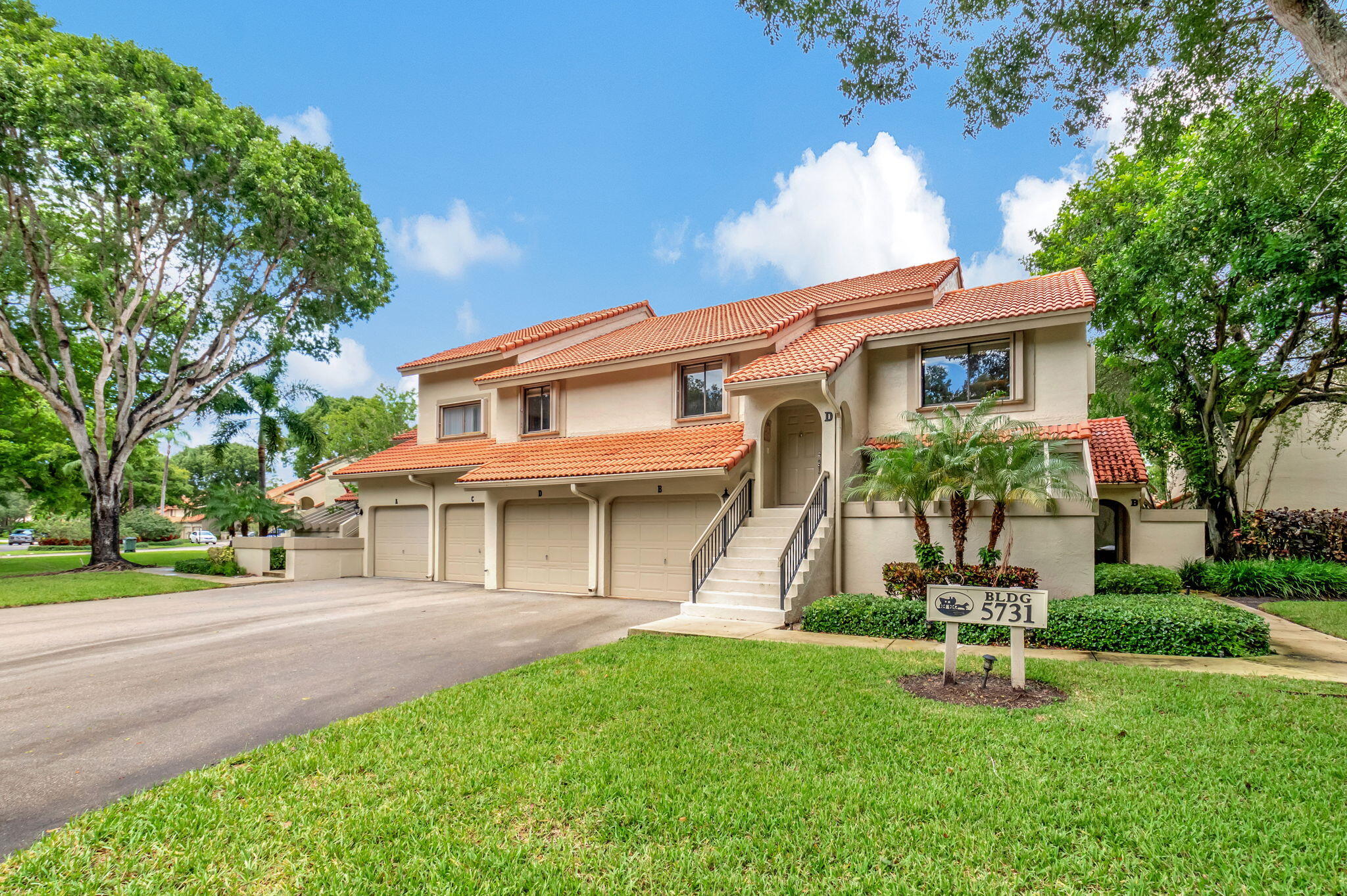 5731 Coach House Circle D
