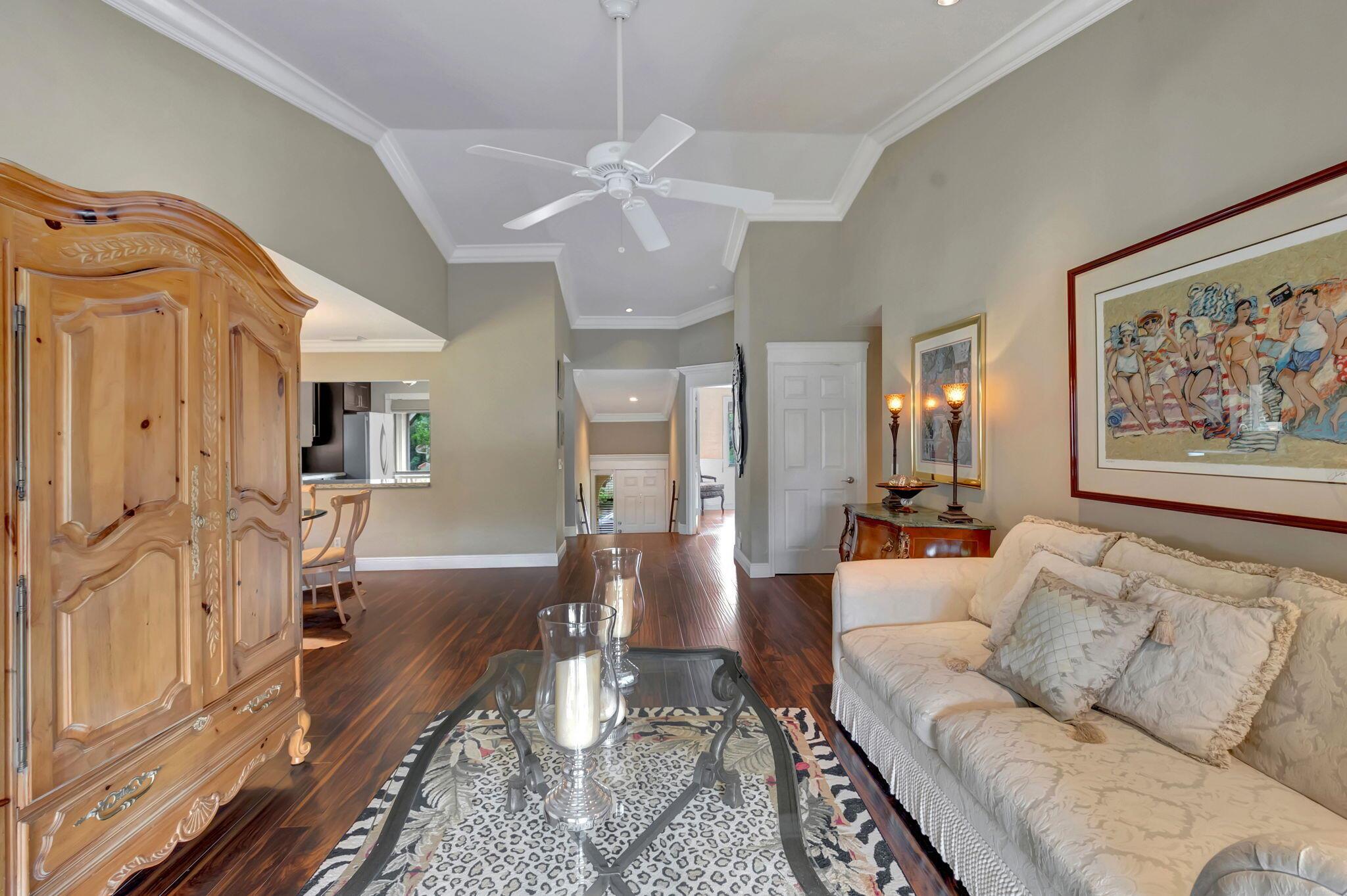 5731 Coach House Circle D