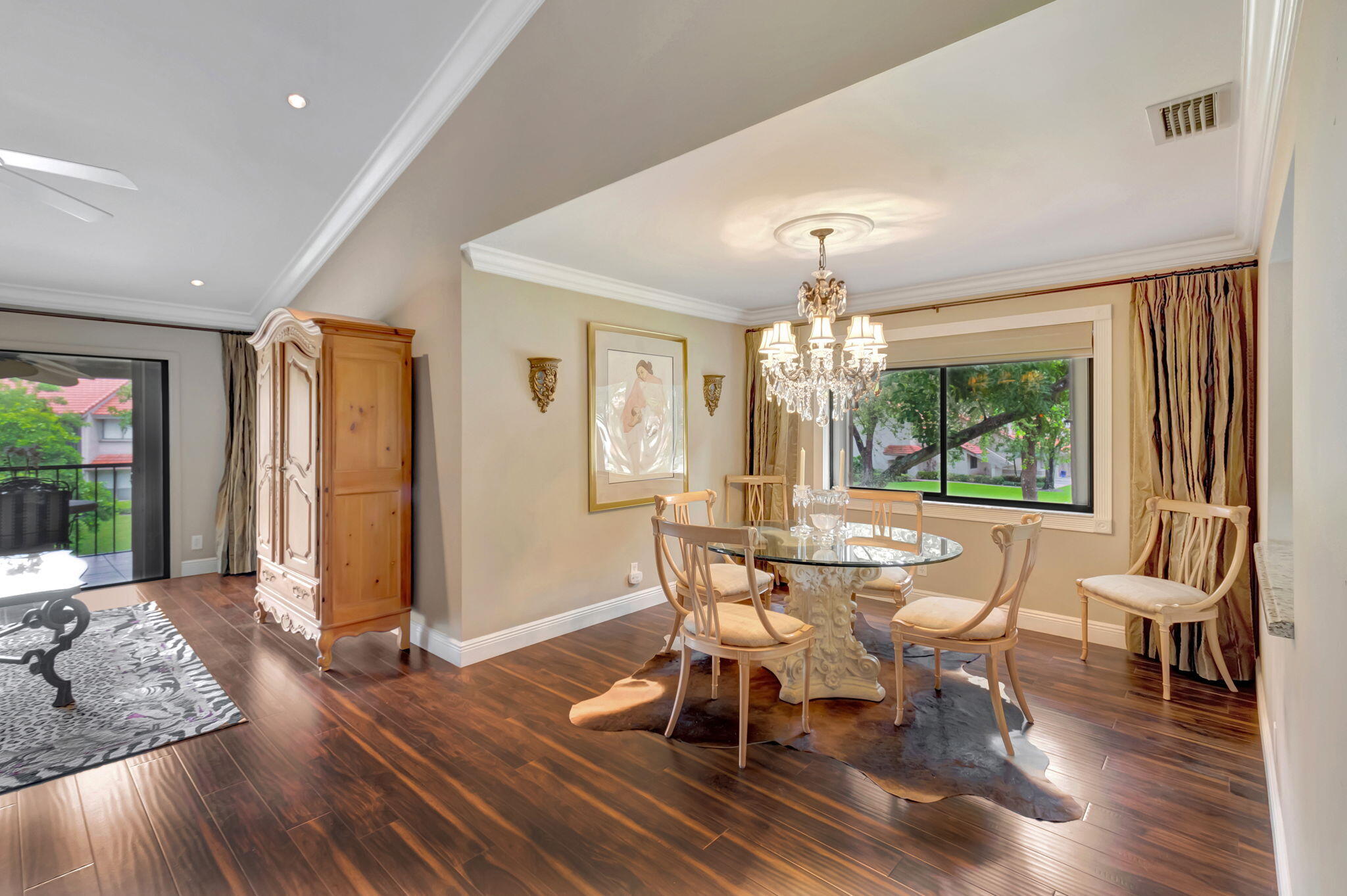 5731 Coach House Circle D