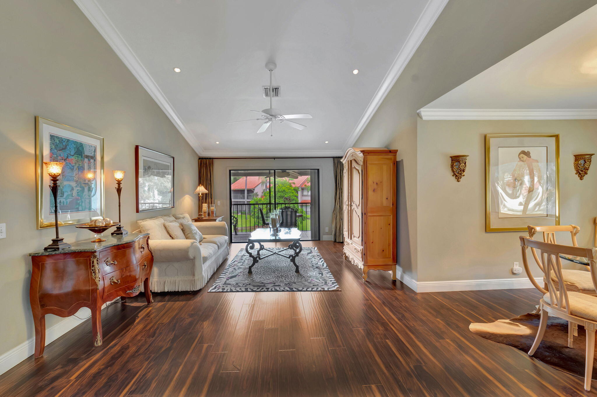 5731 Coach House Circle D