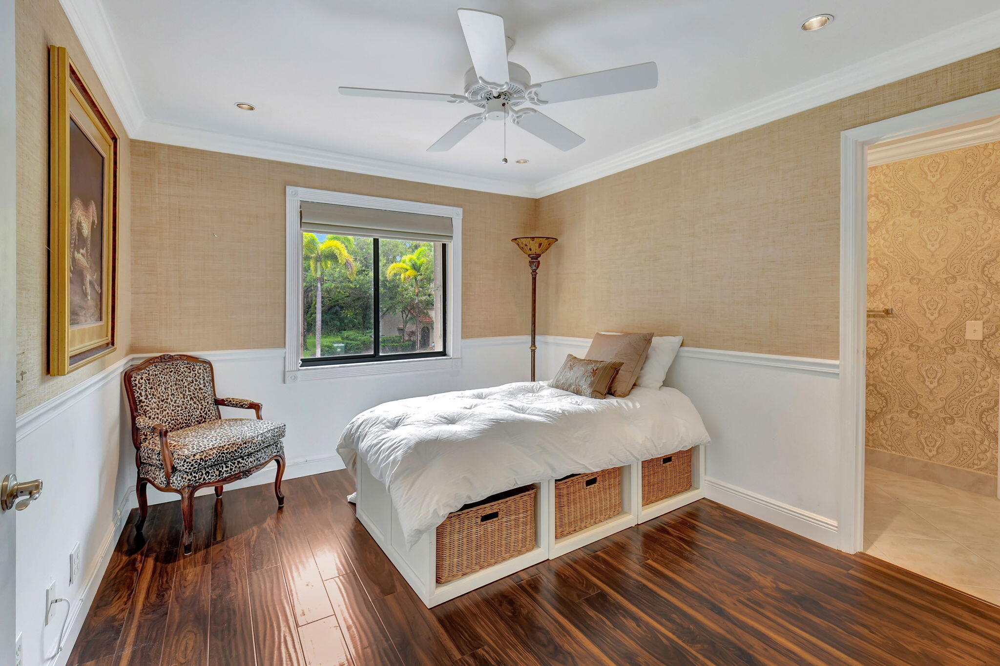 5731 Coach House Circle D