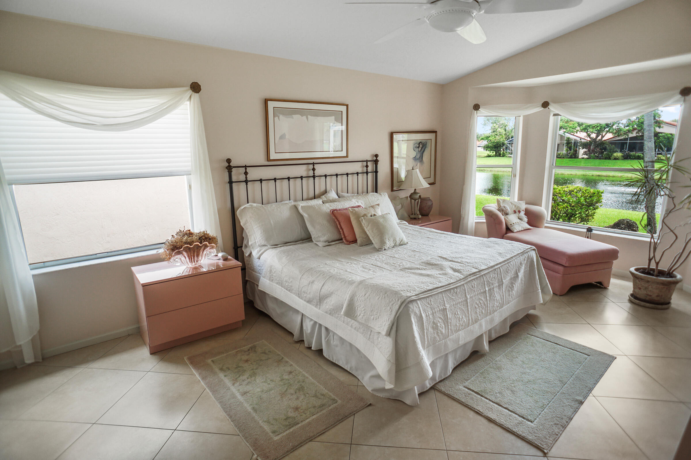 5256 Glenville Drive