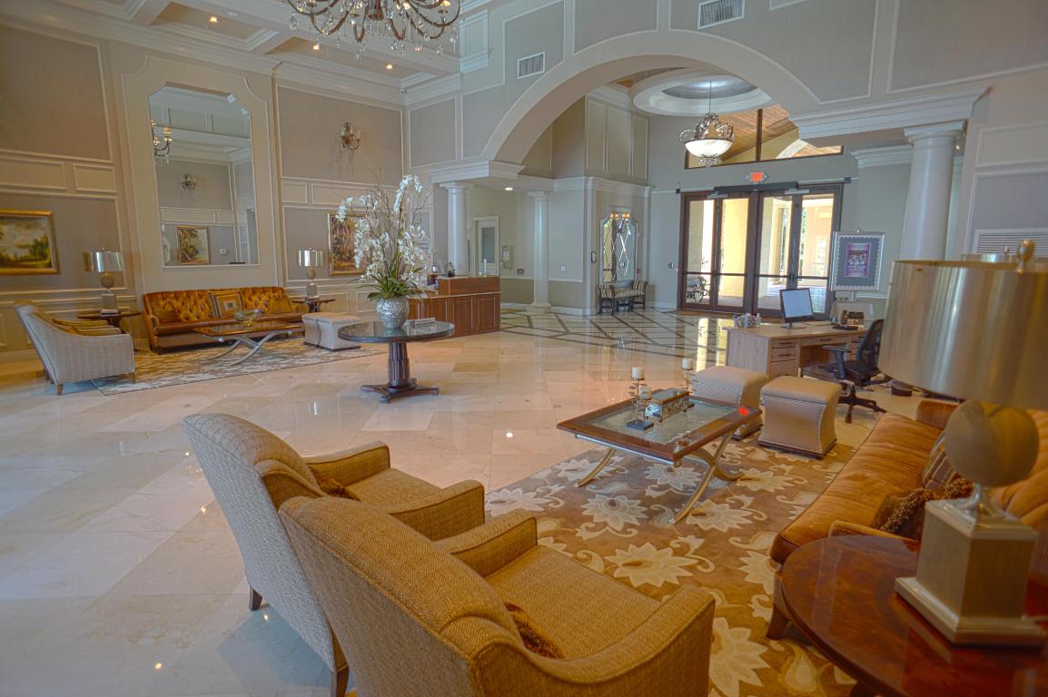 5256 Glenville Drive