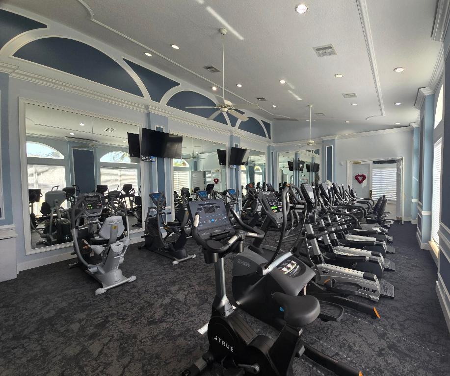 5256 Glenville Drive