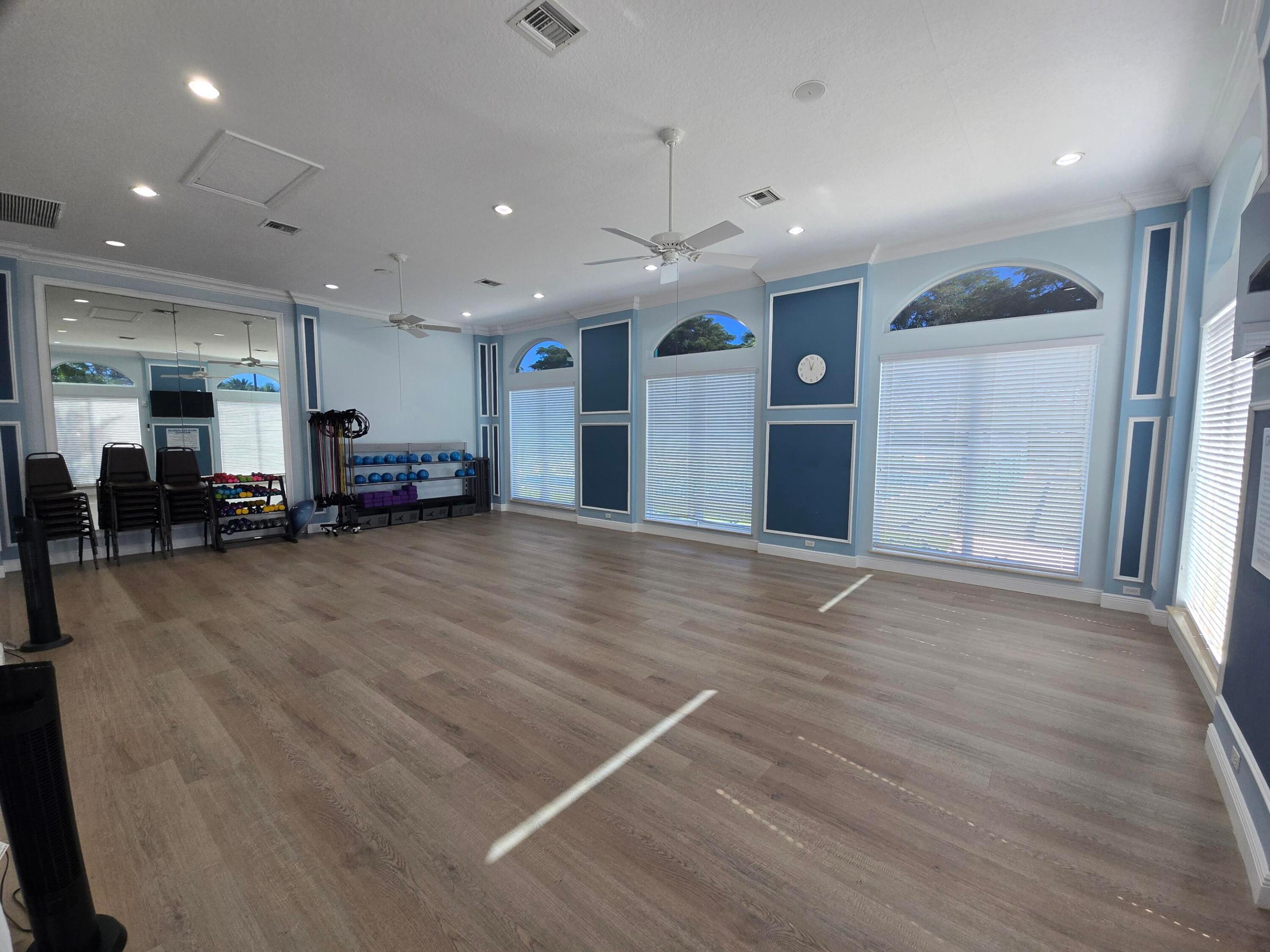 5256 Glenville Drive