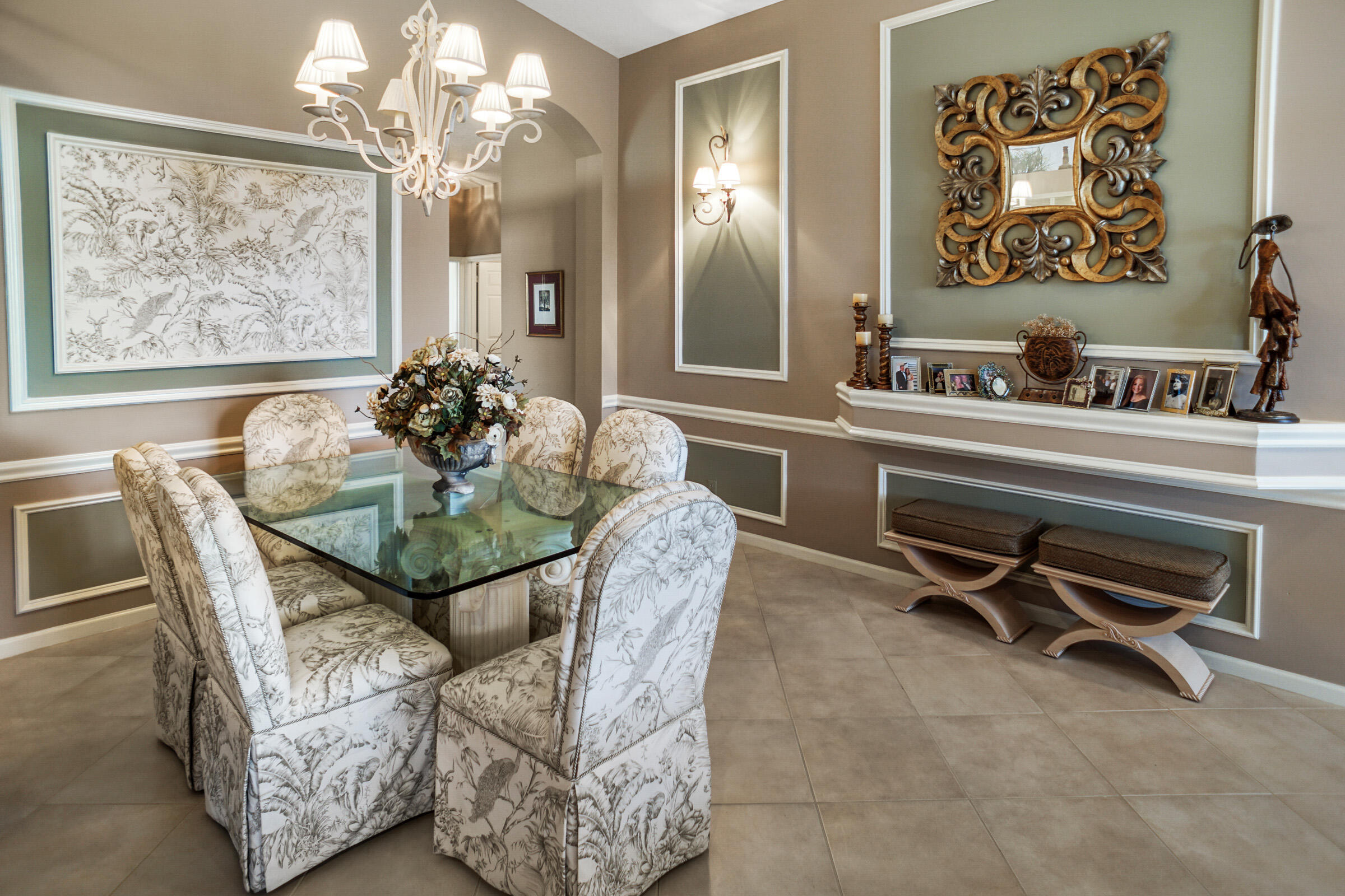 5256 Glenville Drive