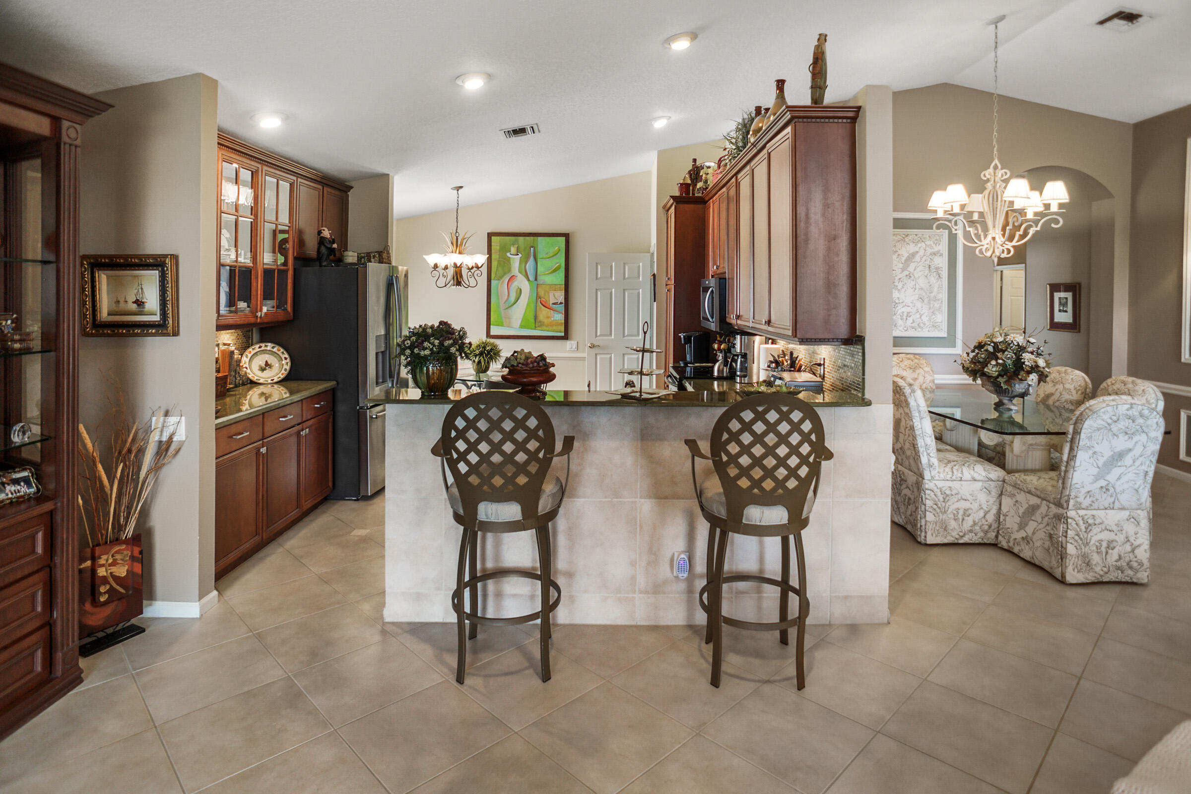 5256 Glenville Drive