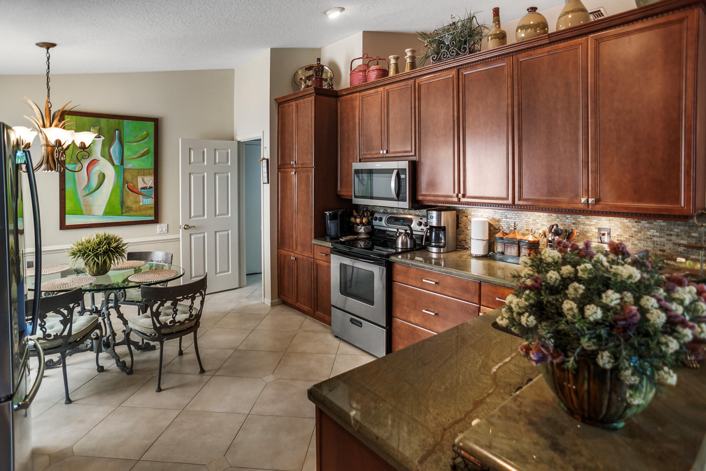 5256 Glenville Drive