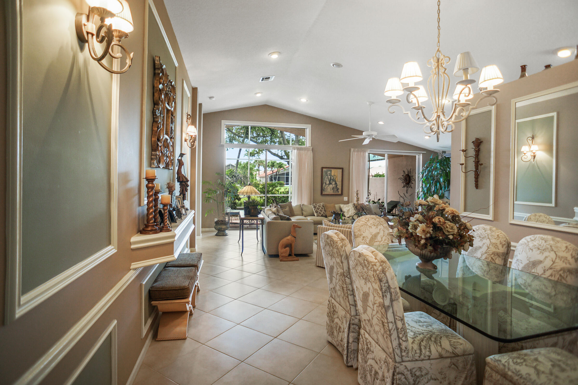 5256 Glenville Drive