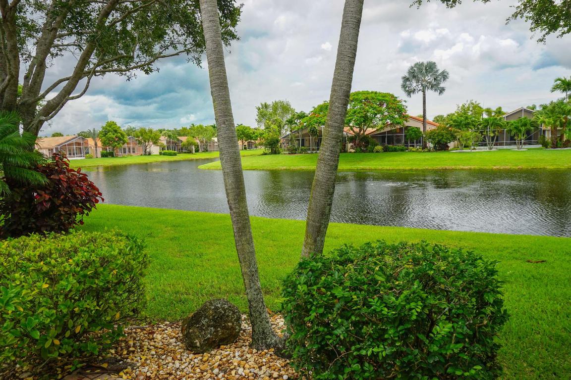 5256 Glenville Drive