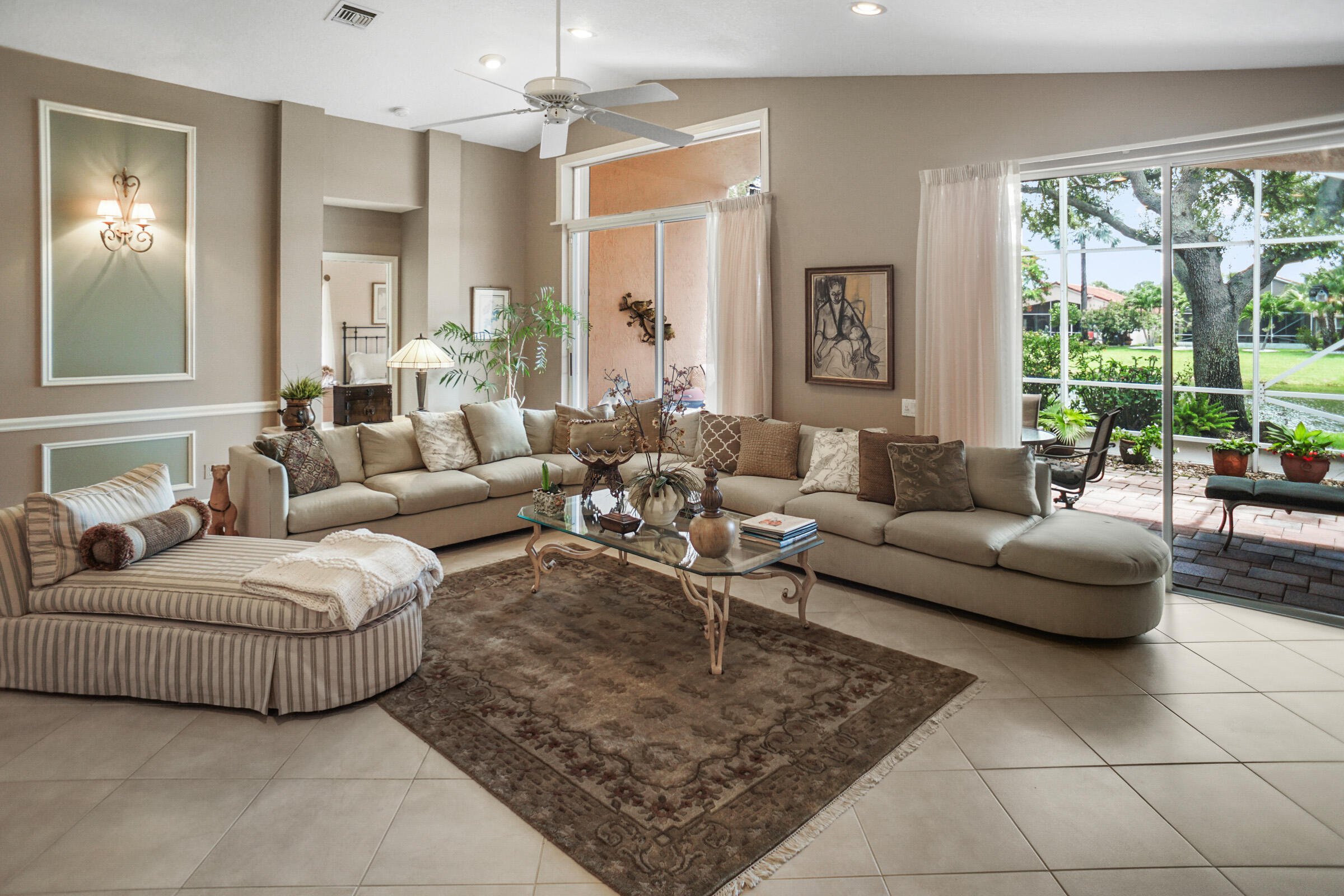 5256 Glenville Drive