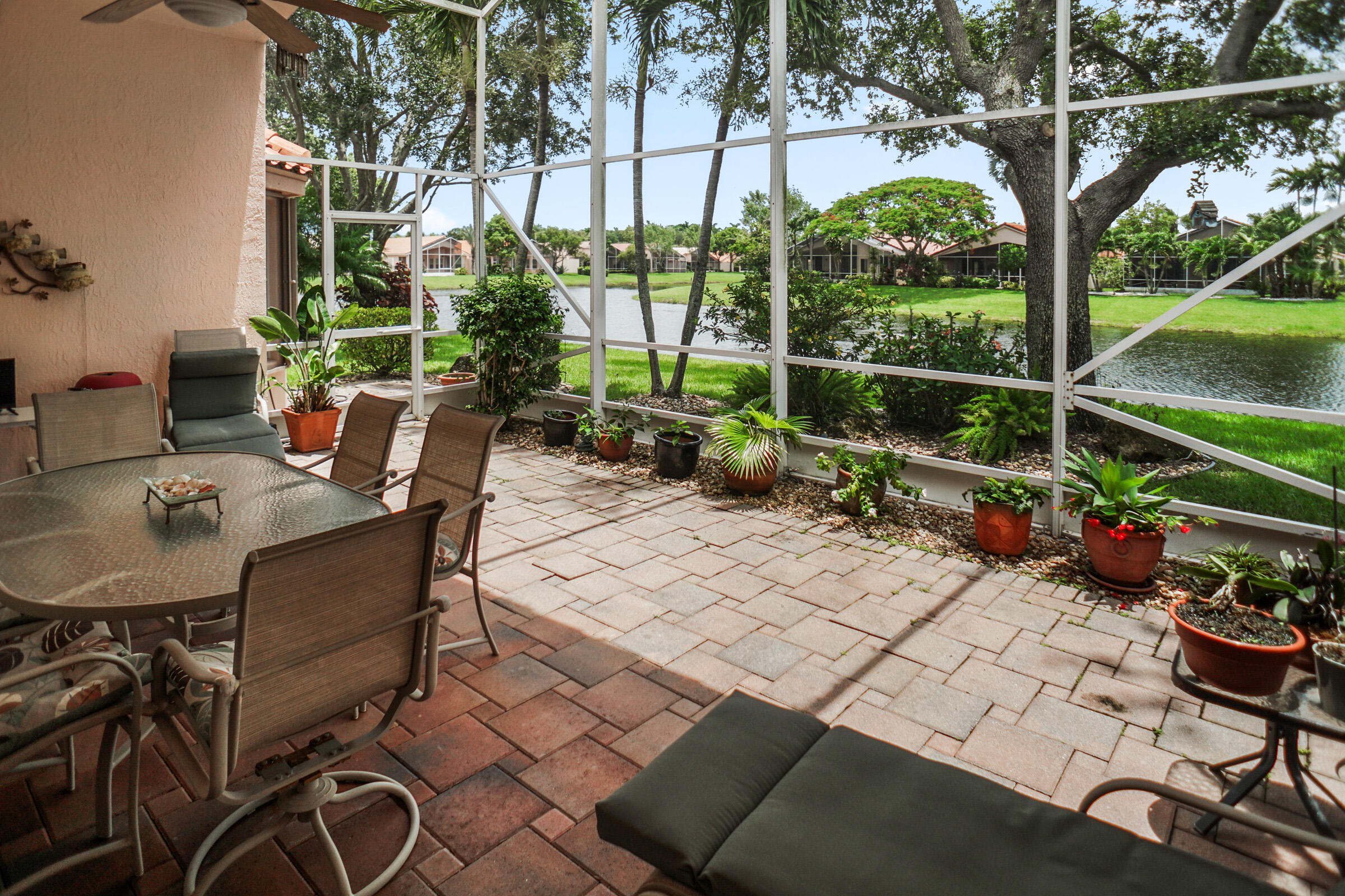 5256 Glenville Drive