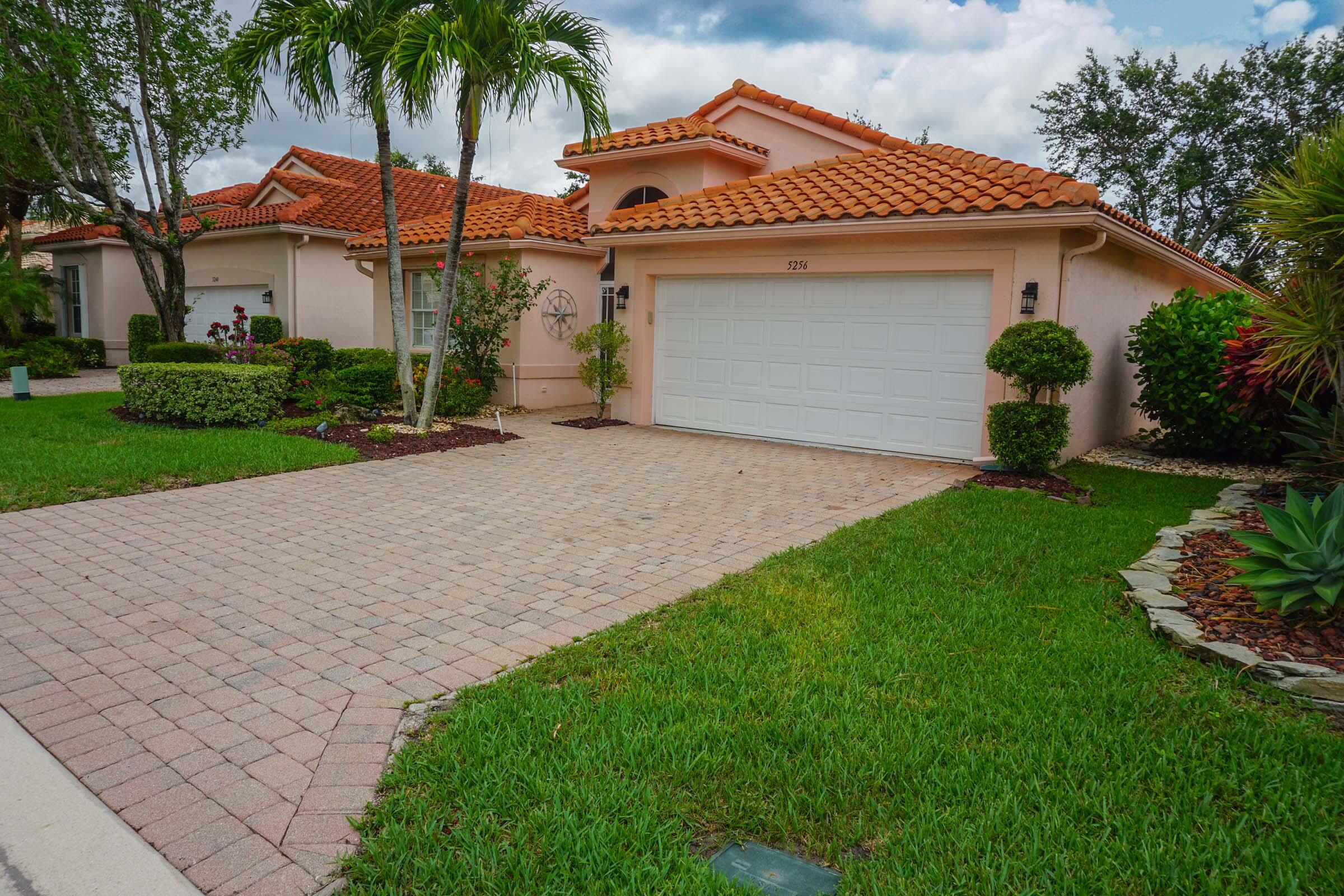 5256 Glenville Drive