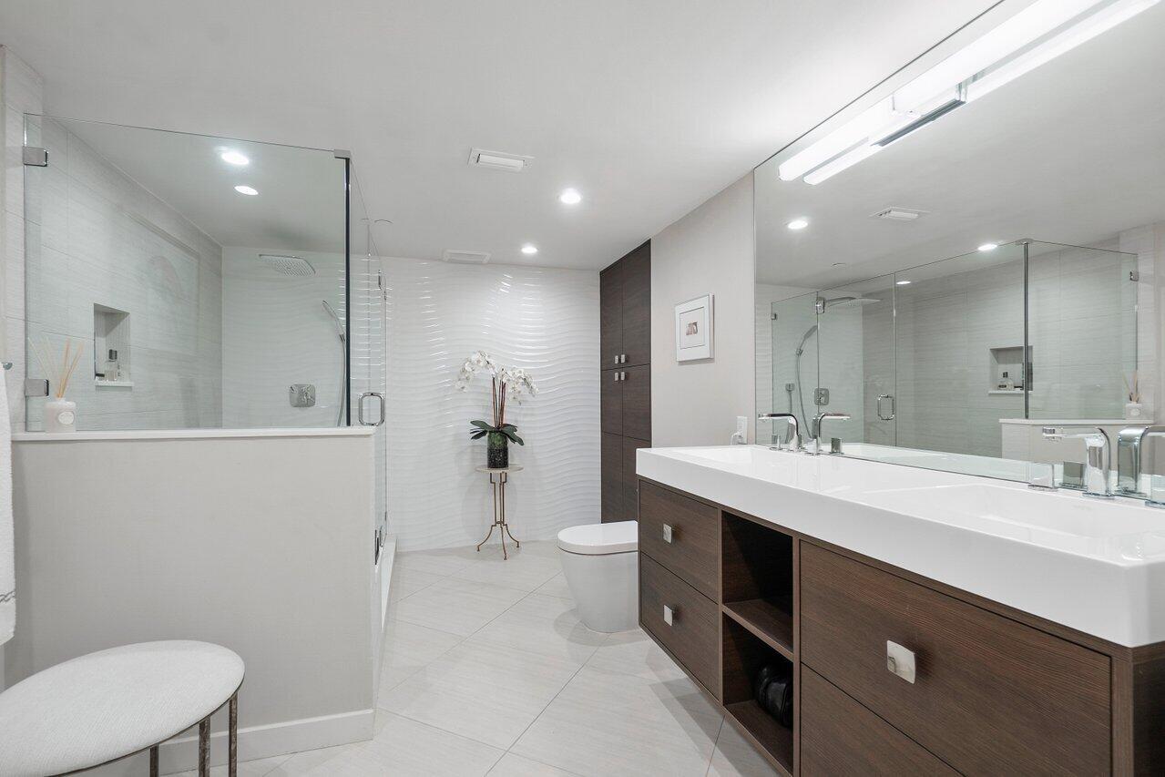 4545 N Ocean Boulevard 11c