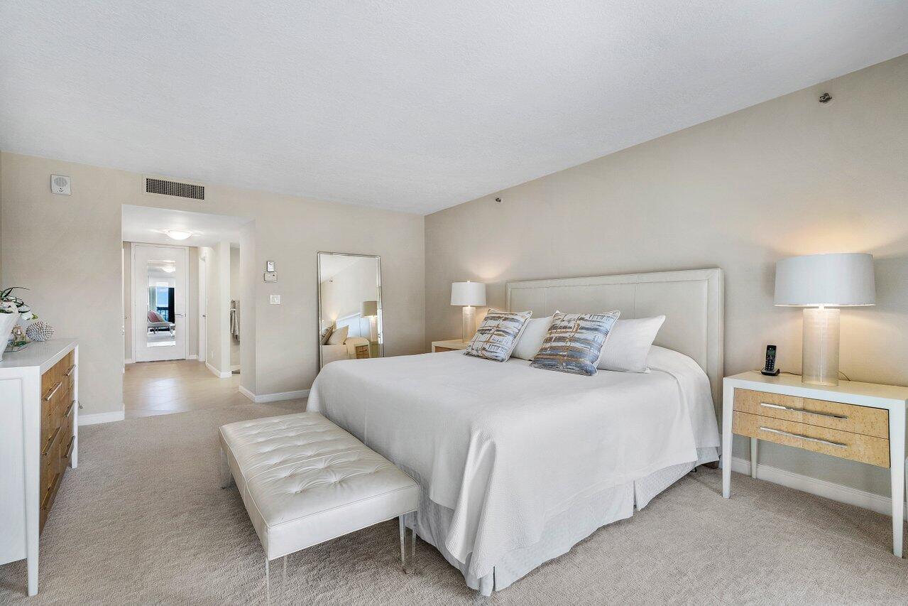 4545 N Ocean Boulevard 11c