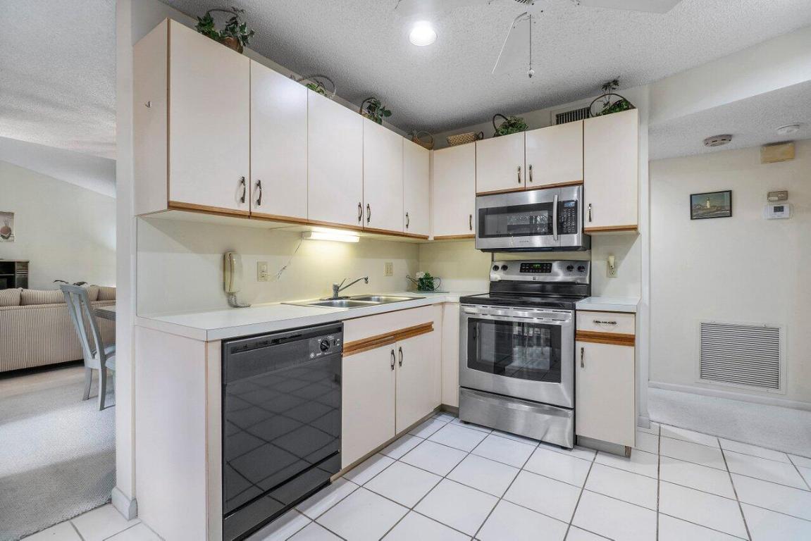 5650 Coach House Circle D