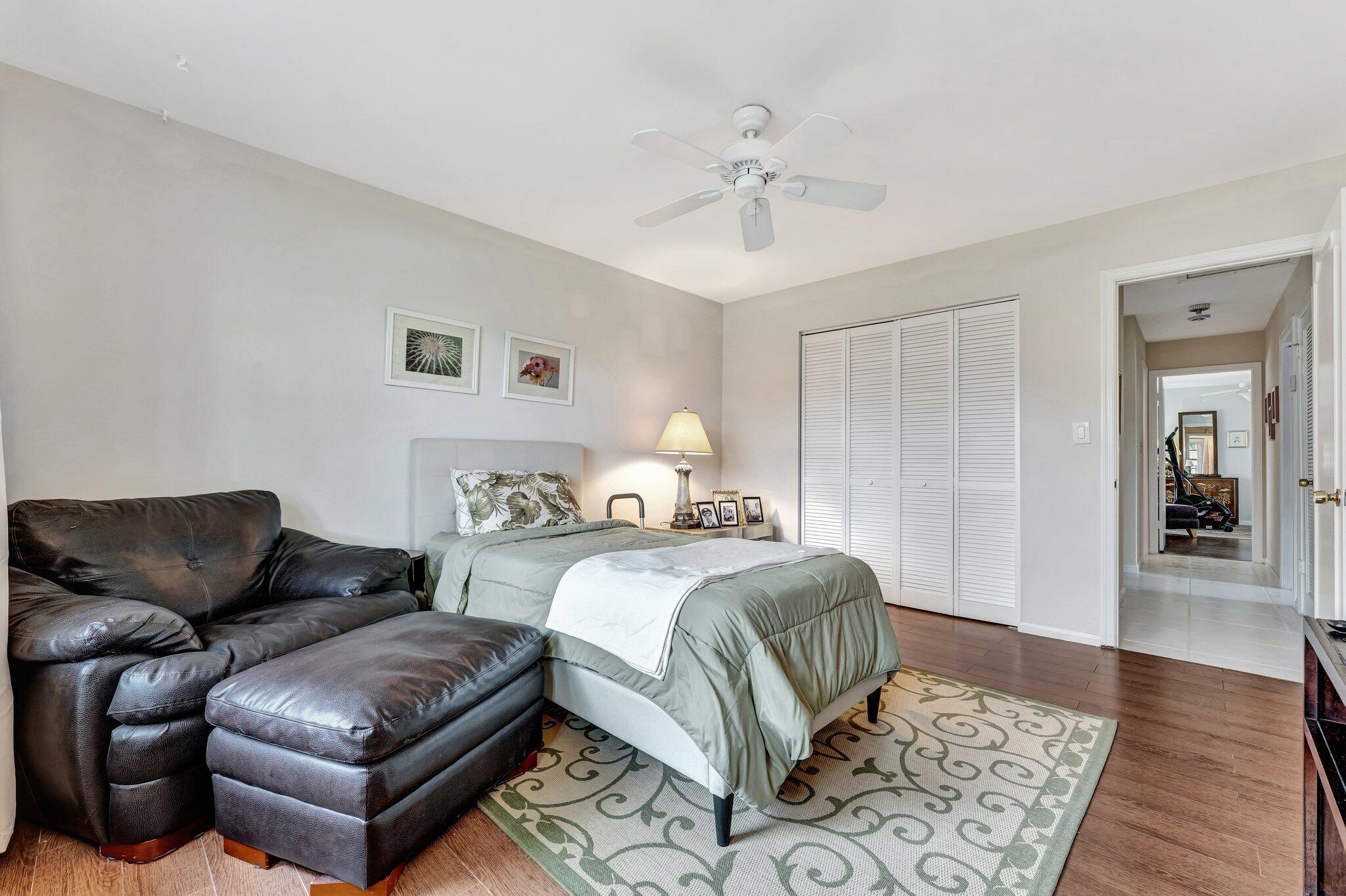 320 NW 101st Avenue