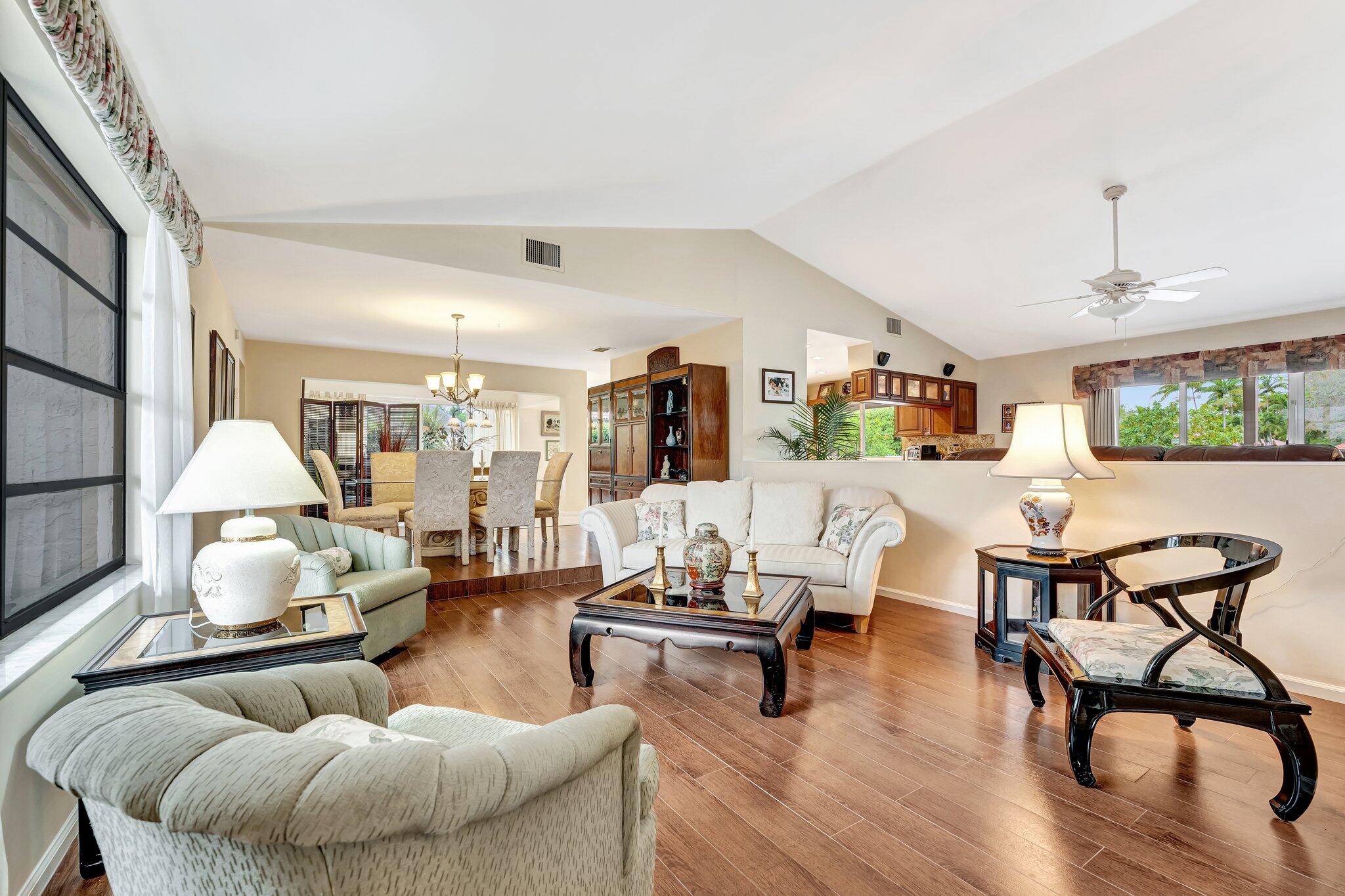 320 NW 101st Avenue