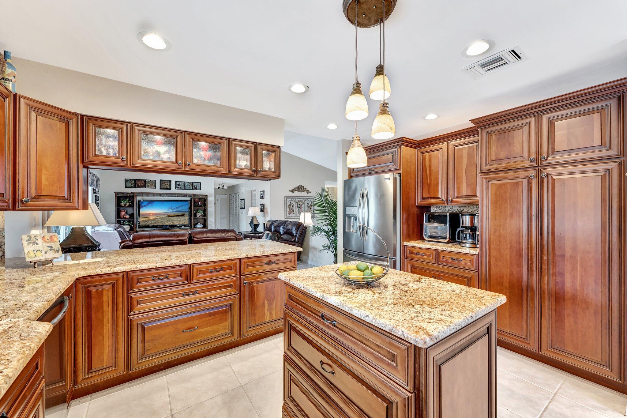 320 NW 101st Avenue