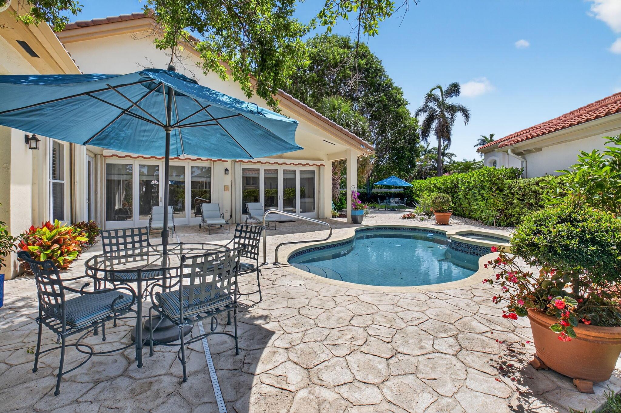 2373 NW 25th Way