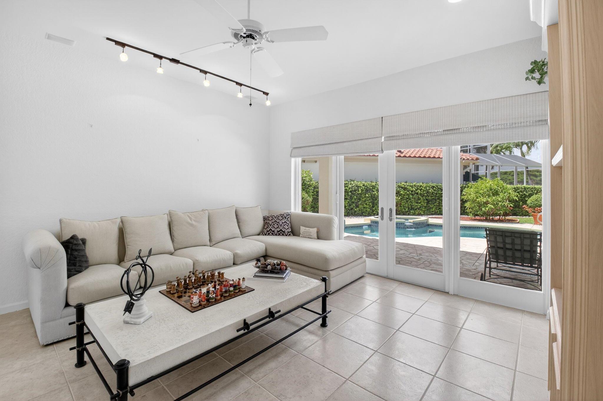 2373 NW 25th Way