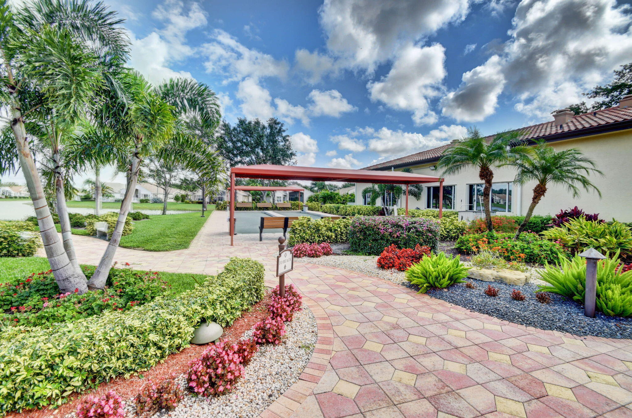 13202 Alhambra Lake Circle