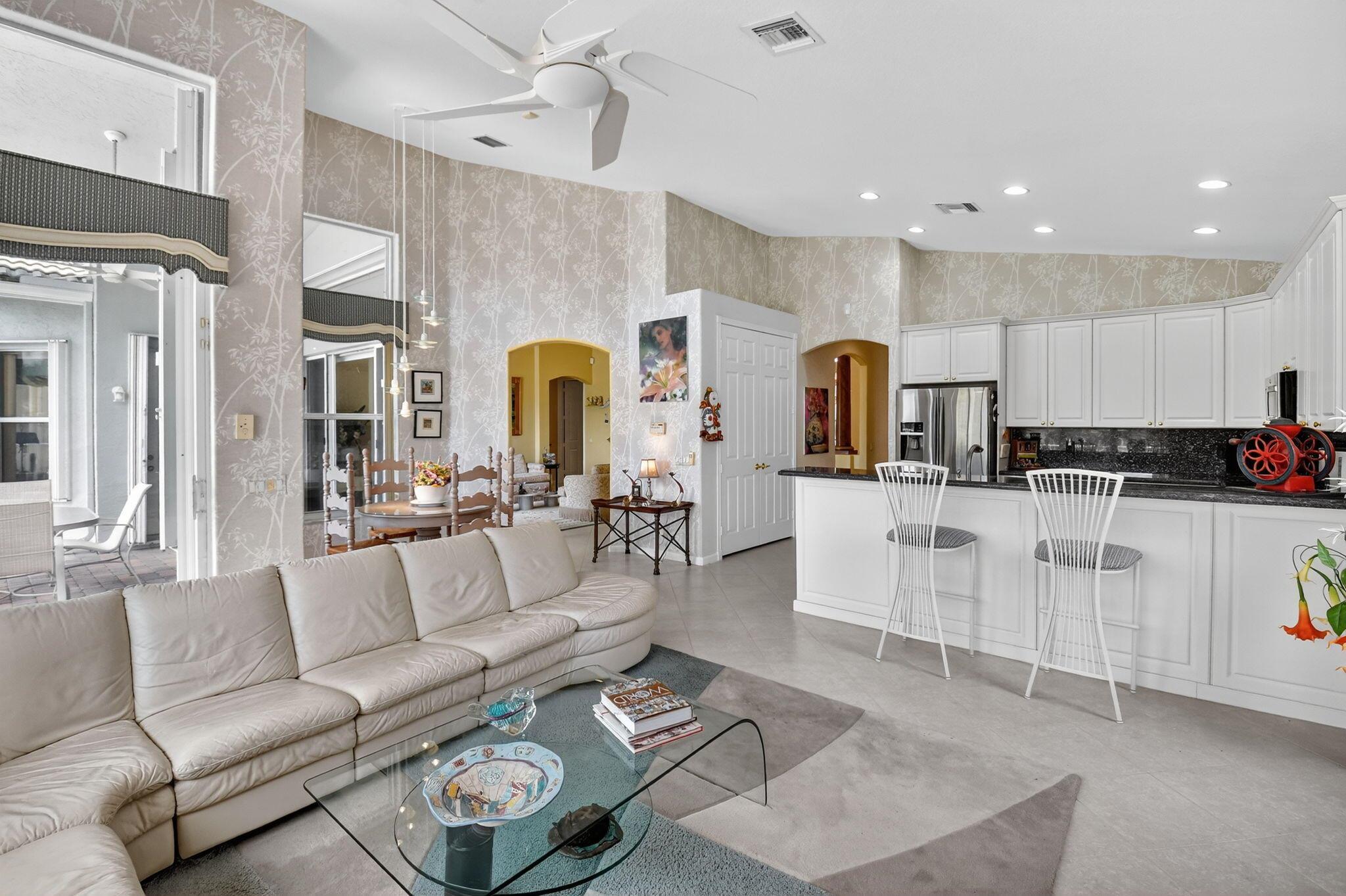 13202 Alhambra Lake Circle