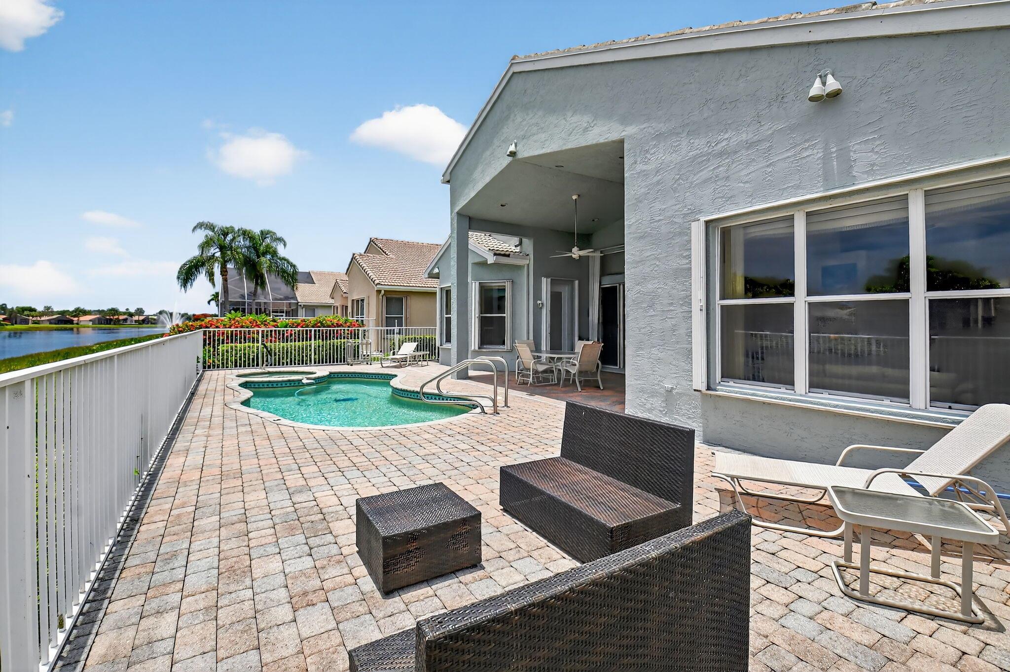 13202 Alhambra Lake Circle