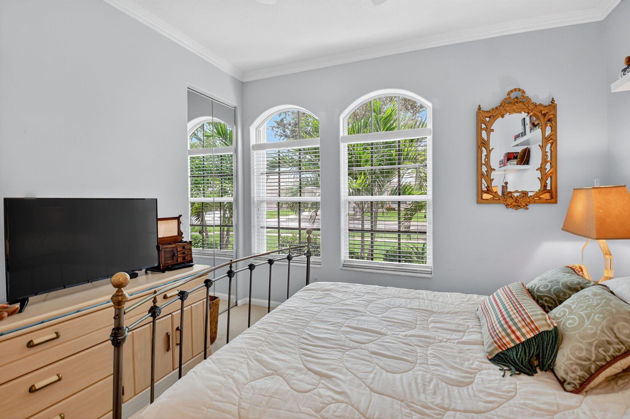 13202 Alhambra Lake Circle