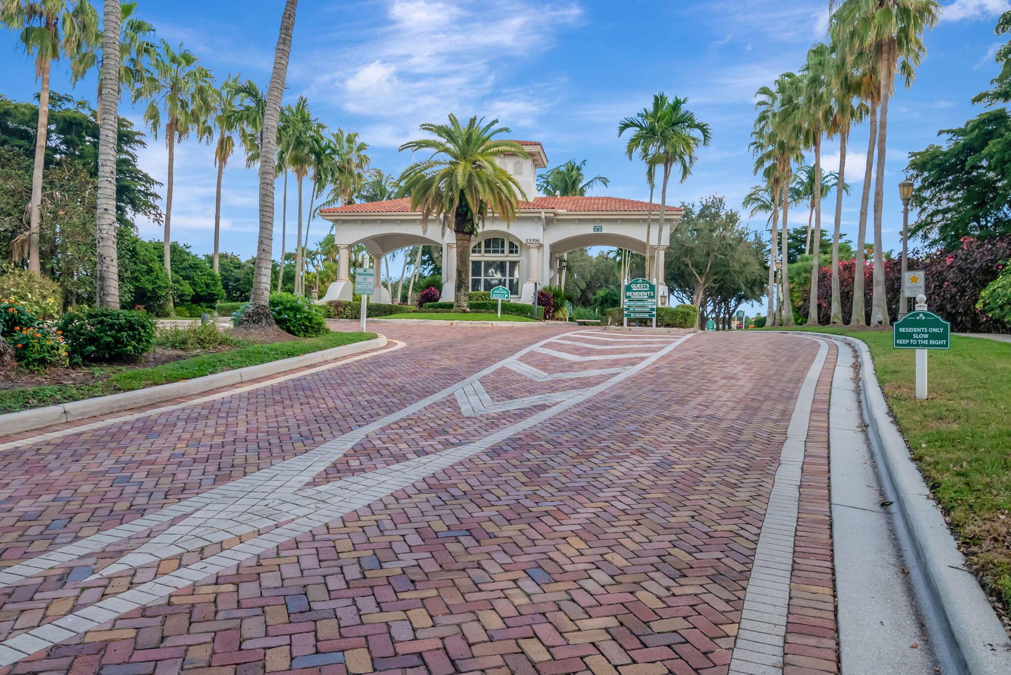 13202 Alhambra Lake Circle
