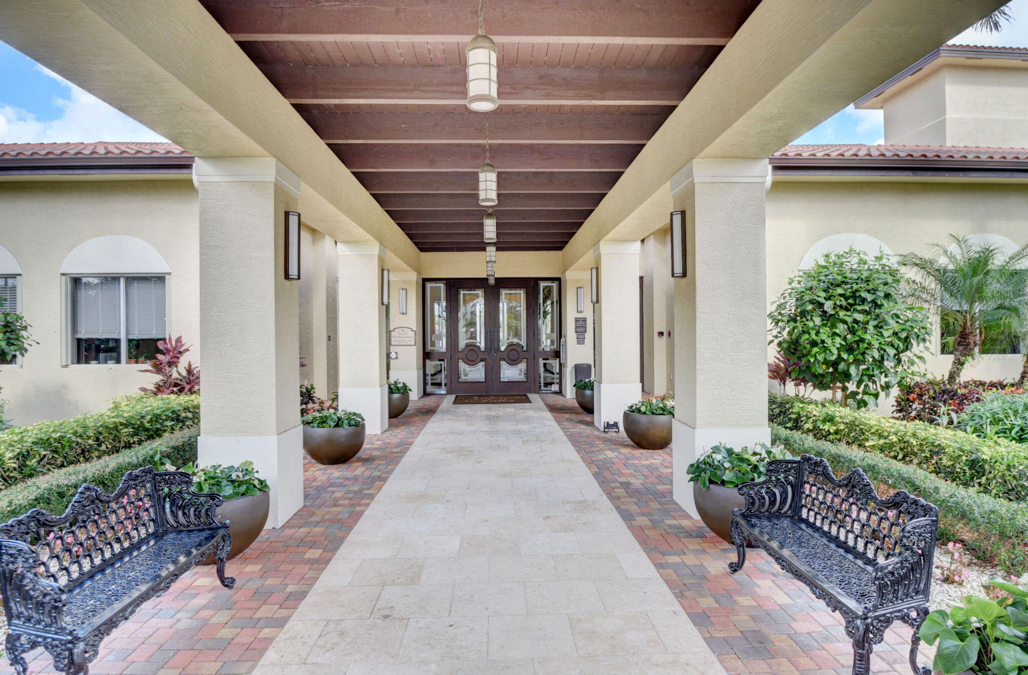 13202 Alhambra Lake Circle